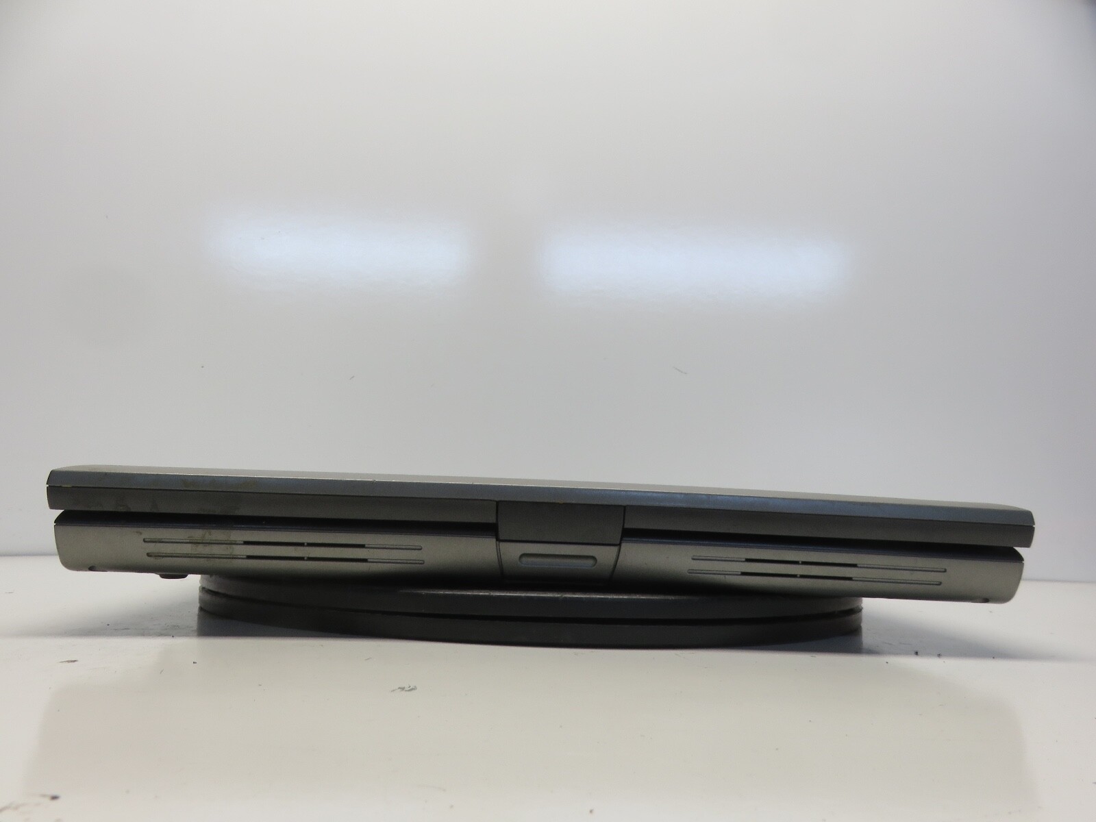Dell Latitude D520 Intel Core 2 Duo 06F2 1.66GHz 1 GB 80 GB WIN XP No Batt