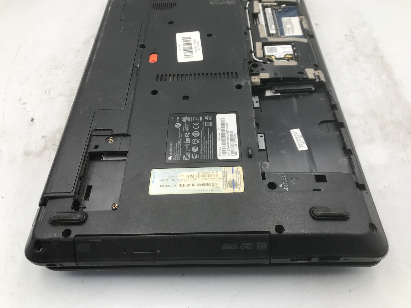 GATEWAY NV57H37U – BOOTS TO BIOS – INTEL I3 2310M – NO RAM – READ DESCRIP – BB!!