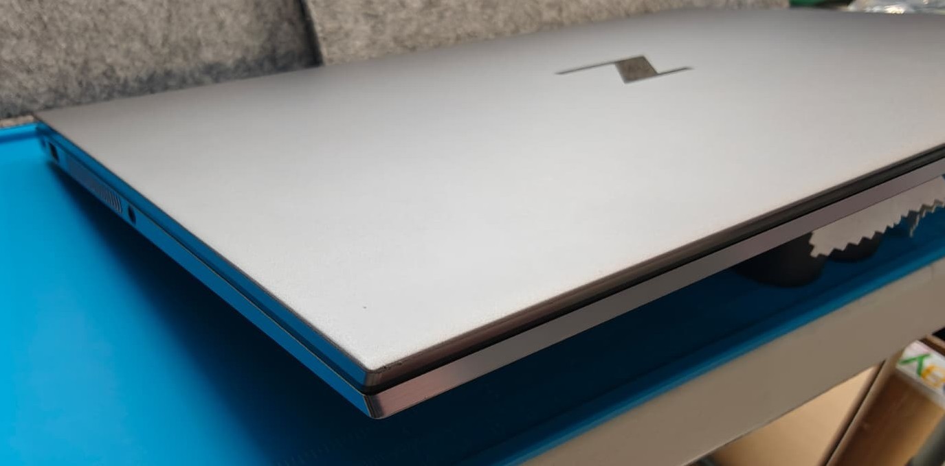 HP ZBOOK STUDIO 15.6 G8 MOBILE i9-11950H 2.60ghz 8 c-16 t NVIDIA RTX-A2000 4GB