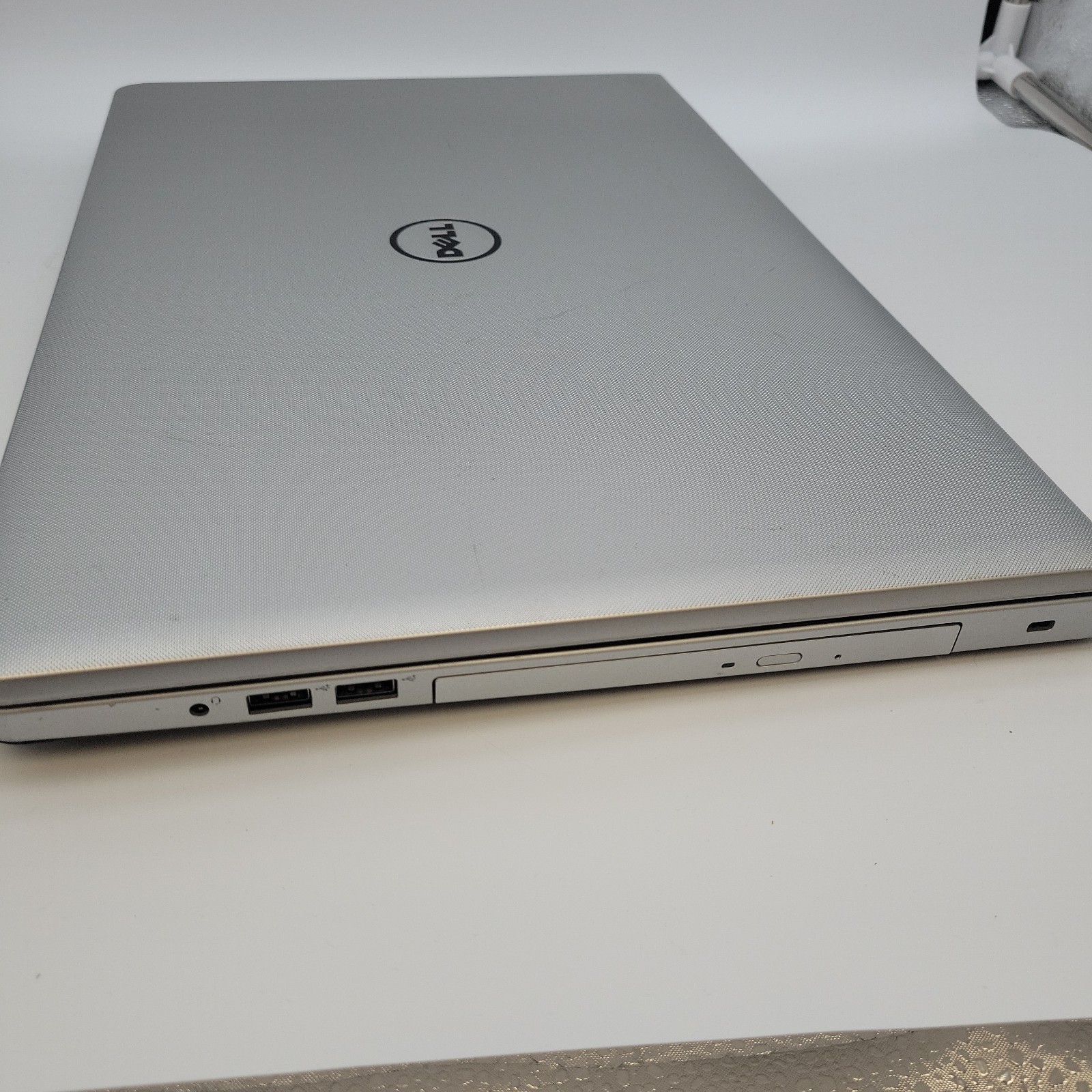DELL INSPIRON 17 5759 Intel Core i5-6200U CPU@ 2.30GHz L137
