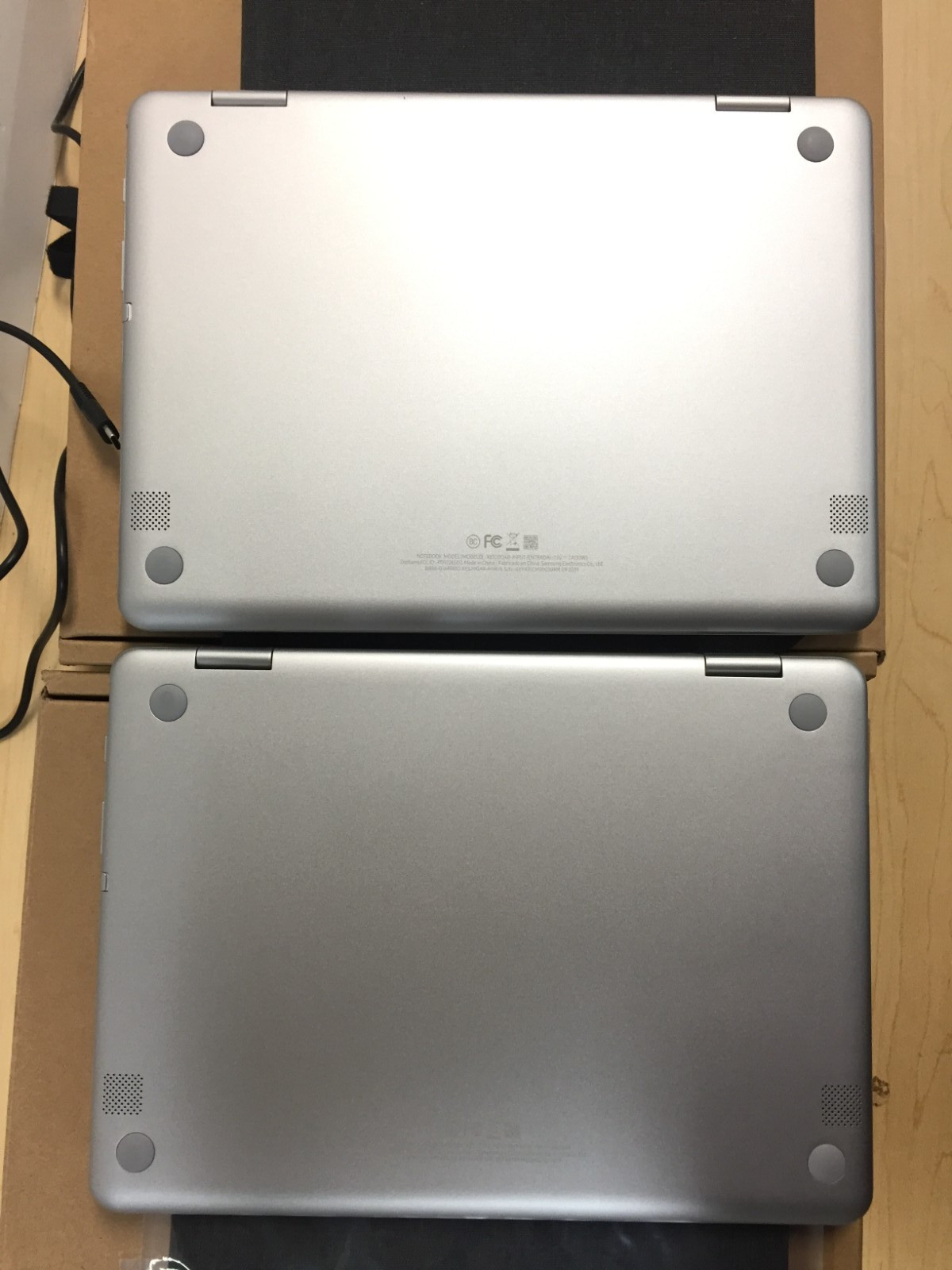 Lot of 2*PARTS*Samsung 520QAB-K04 12.2 Touch Chromebook/Intel 3965Y/4G/64GB eMMC