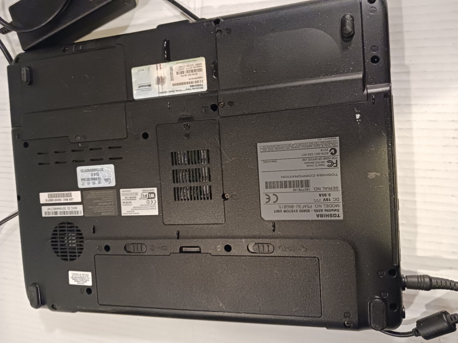 Toshiba Satellite A205 System Unit Window Vista Home Prem Dvd/cd/R ,WORKING COND