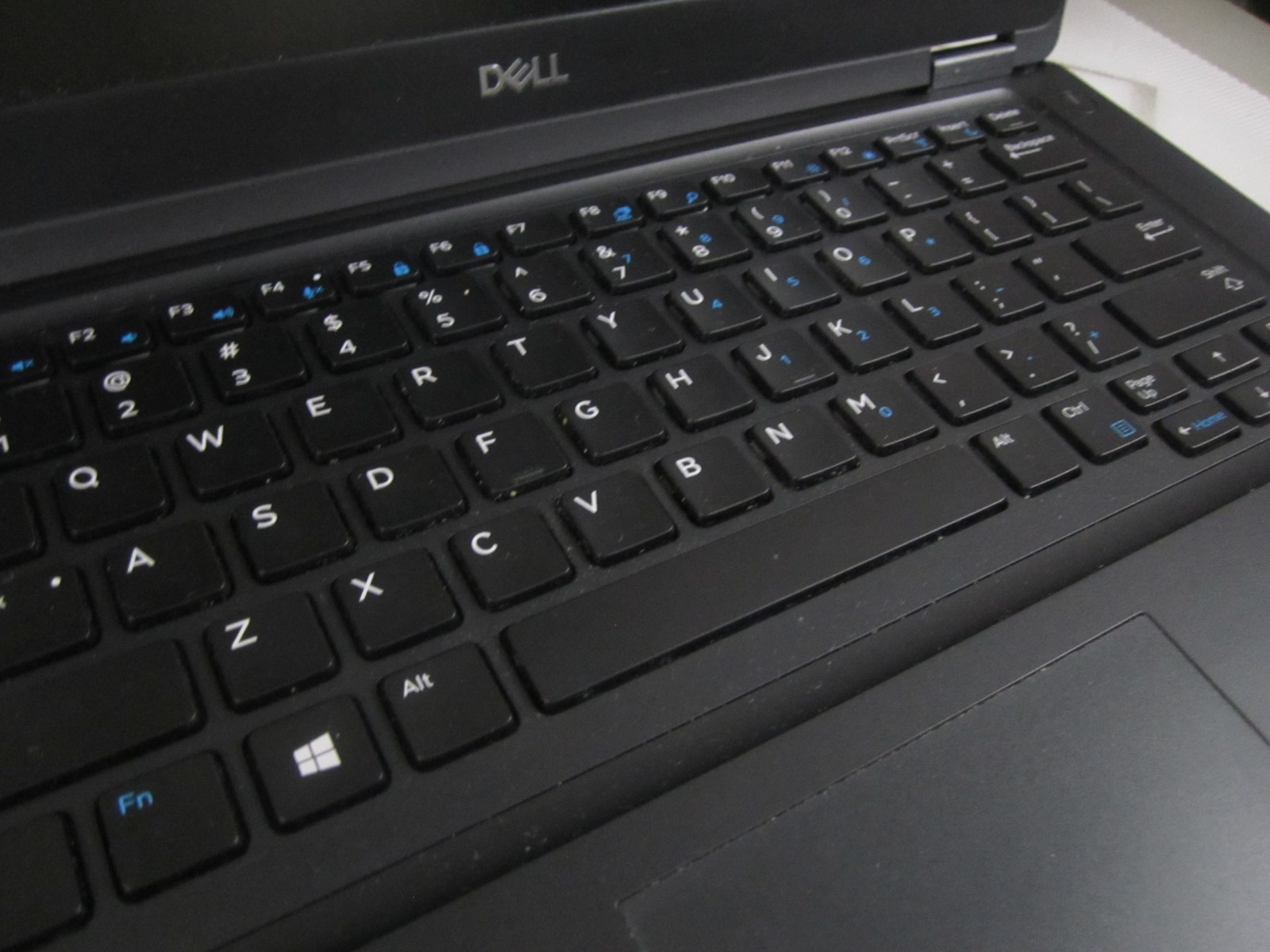 Dell Latitude 5490 i5-8350U 1.70GHz 16GB Laptop 240GB M2SSD NOOS + AC READ