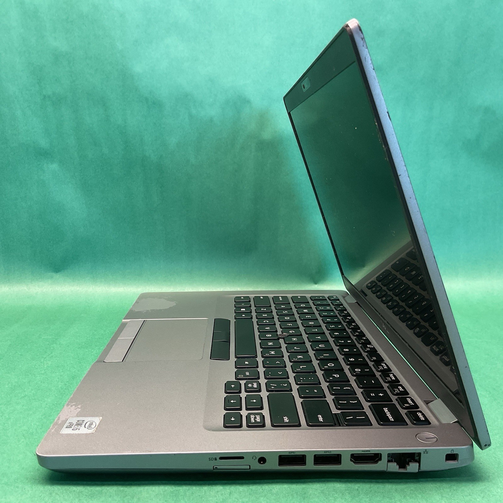 Dell LATITUDE 5411 13.9″ Intel i5 – Powers On – NO HARD DRIVE- Untested