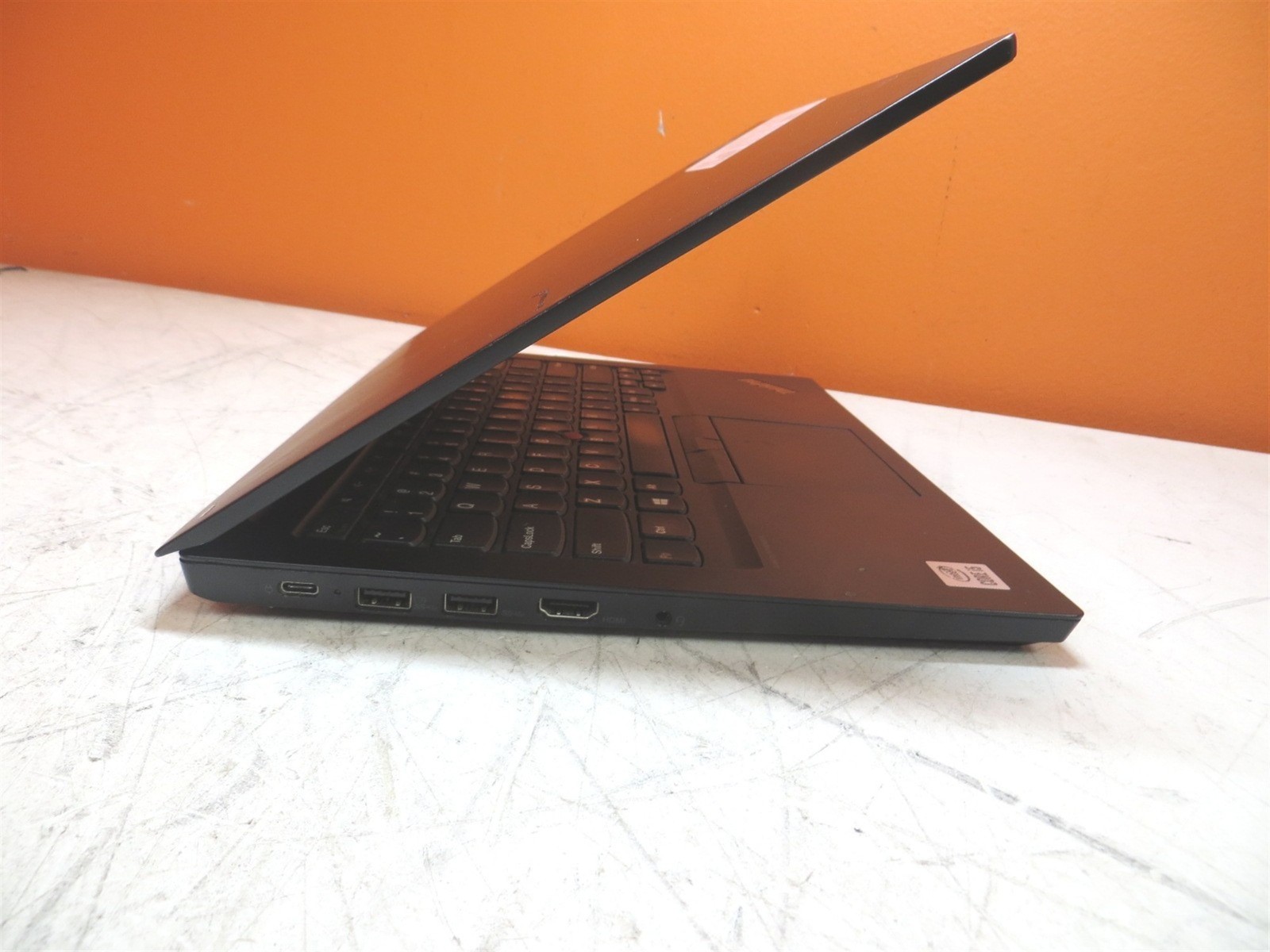 Light Spots Lenovo ThinkPad E14 Laptop Intel i5-10210U 1.6GHz 8GB 256GB SSD w/OS