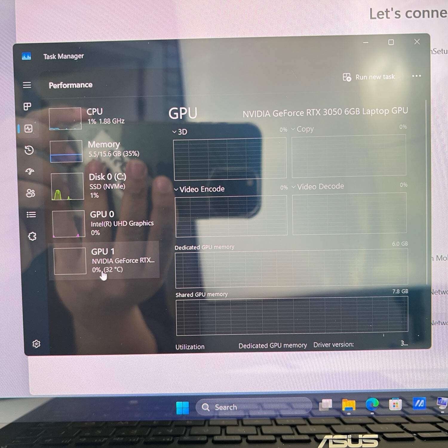 Asus Creator Laptop Q OLED 15.6″ i7-13620H 16GB 512GB GeForce RTX 3050