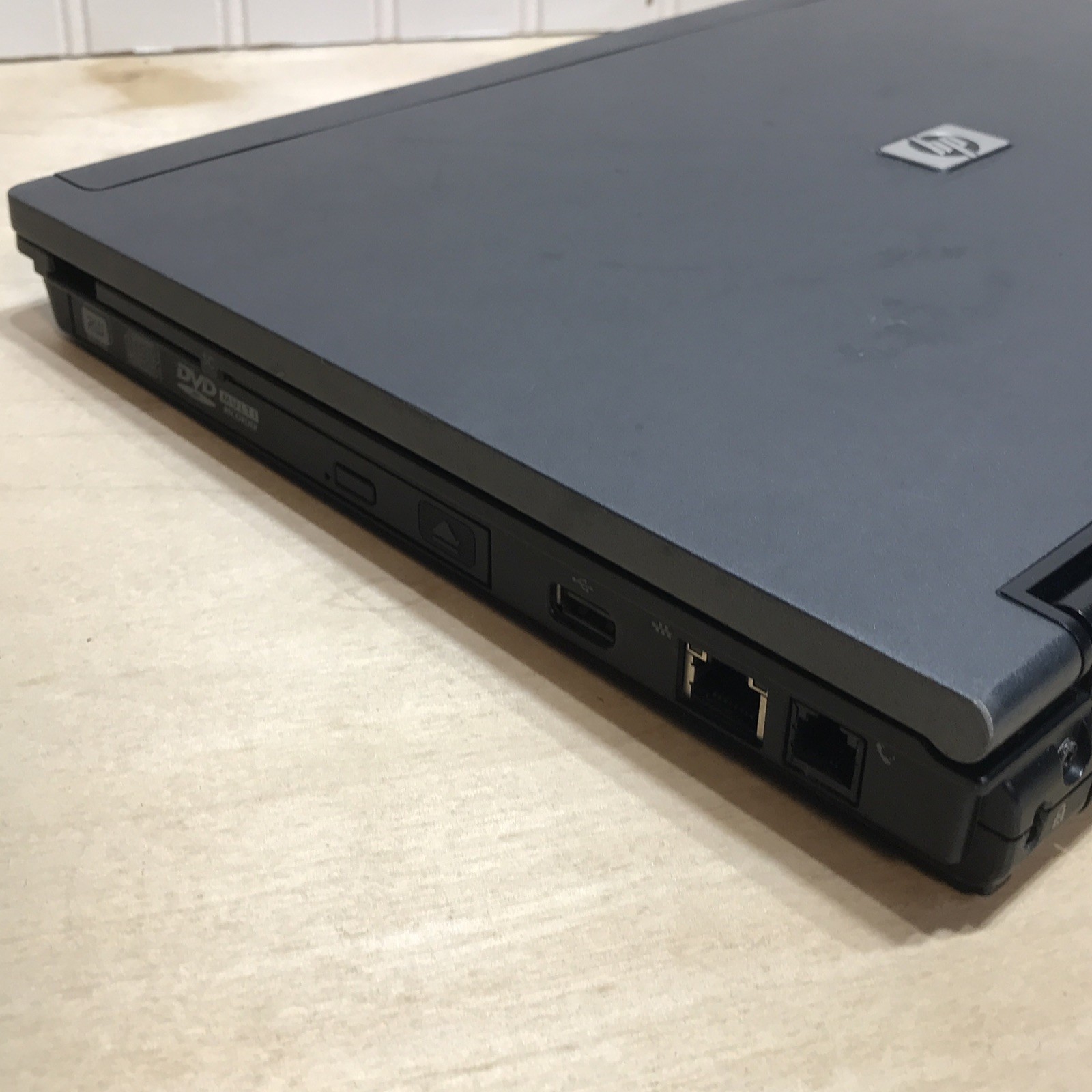 VTG HP Compaq nc6400 14″ Laptop Intel Centrino Duo XP Untested