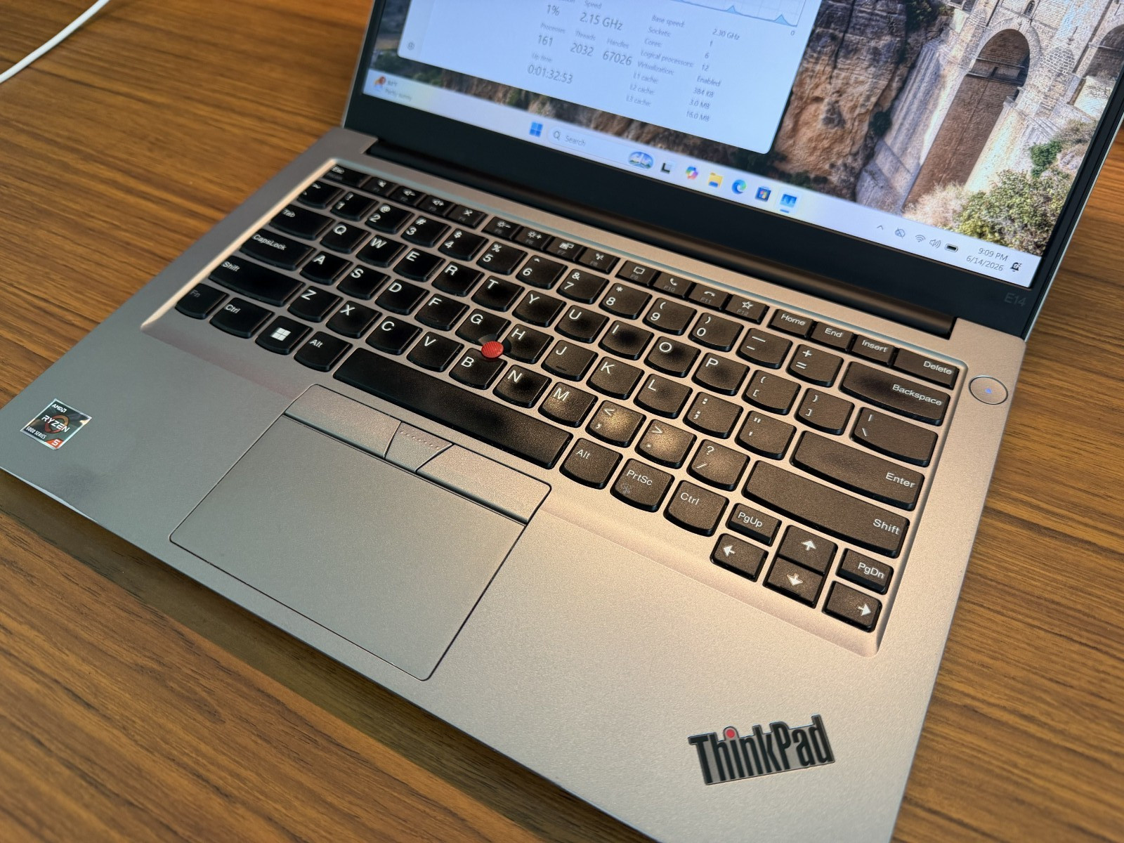 Lenovo ThinkPad E14 Gen 4 21EB001RUS 14″ Ryzen 5 5625U 2.3GHz 16GB RAM 256GB SSD