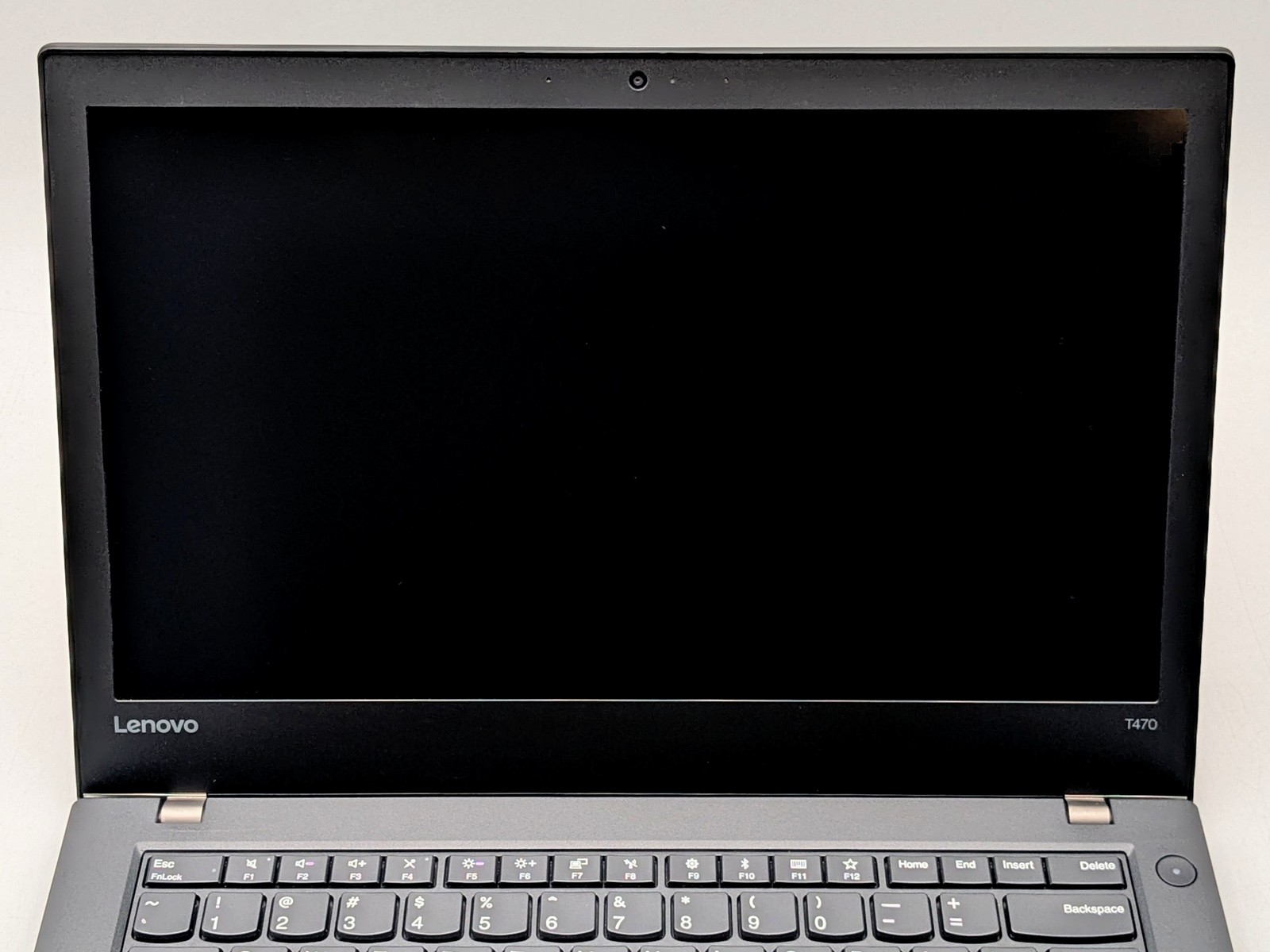 Lenovo ThinkPad T470 14″ FHD I5-6300U 256GB 8GB W10P Backlit FP Reader *READ*