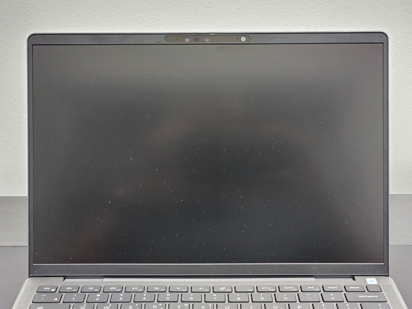 Dell Latitude 7455 Snapdragon X1P-64 QHD+ Touch 16GB 512GB W11P Arabic/Eng KB