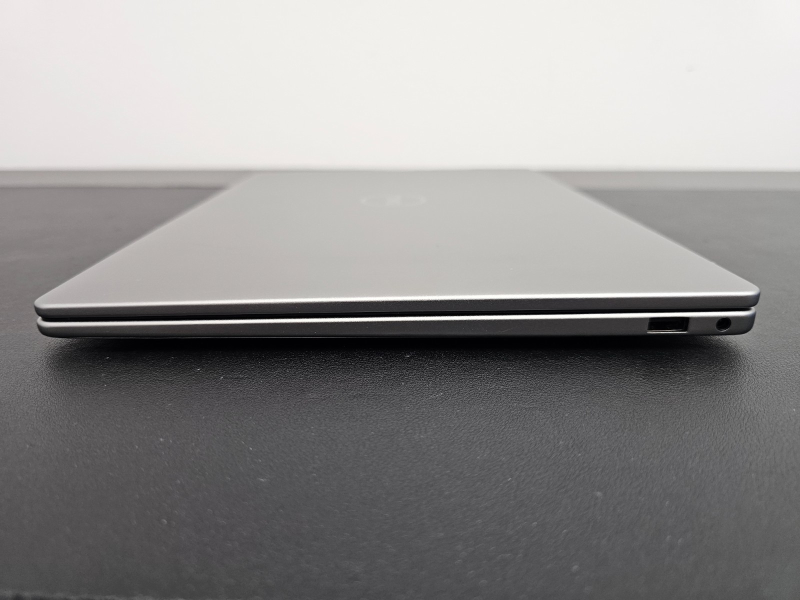 Dell Latitude 7455 Snapdragon X1P-64 QHD+ Touch 16GB 512GB W11P Arabic/Eng KB