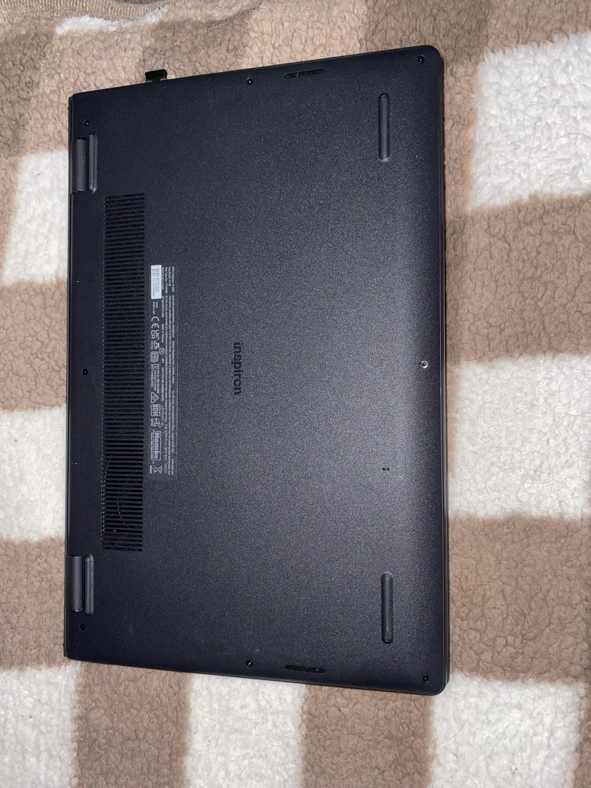 Dell Inspiron 15 3520, 512gb SSD, 12th Gen Intel i5, 4.4GHz, with wireless mouse