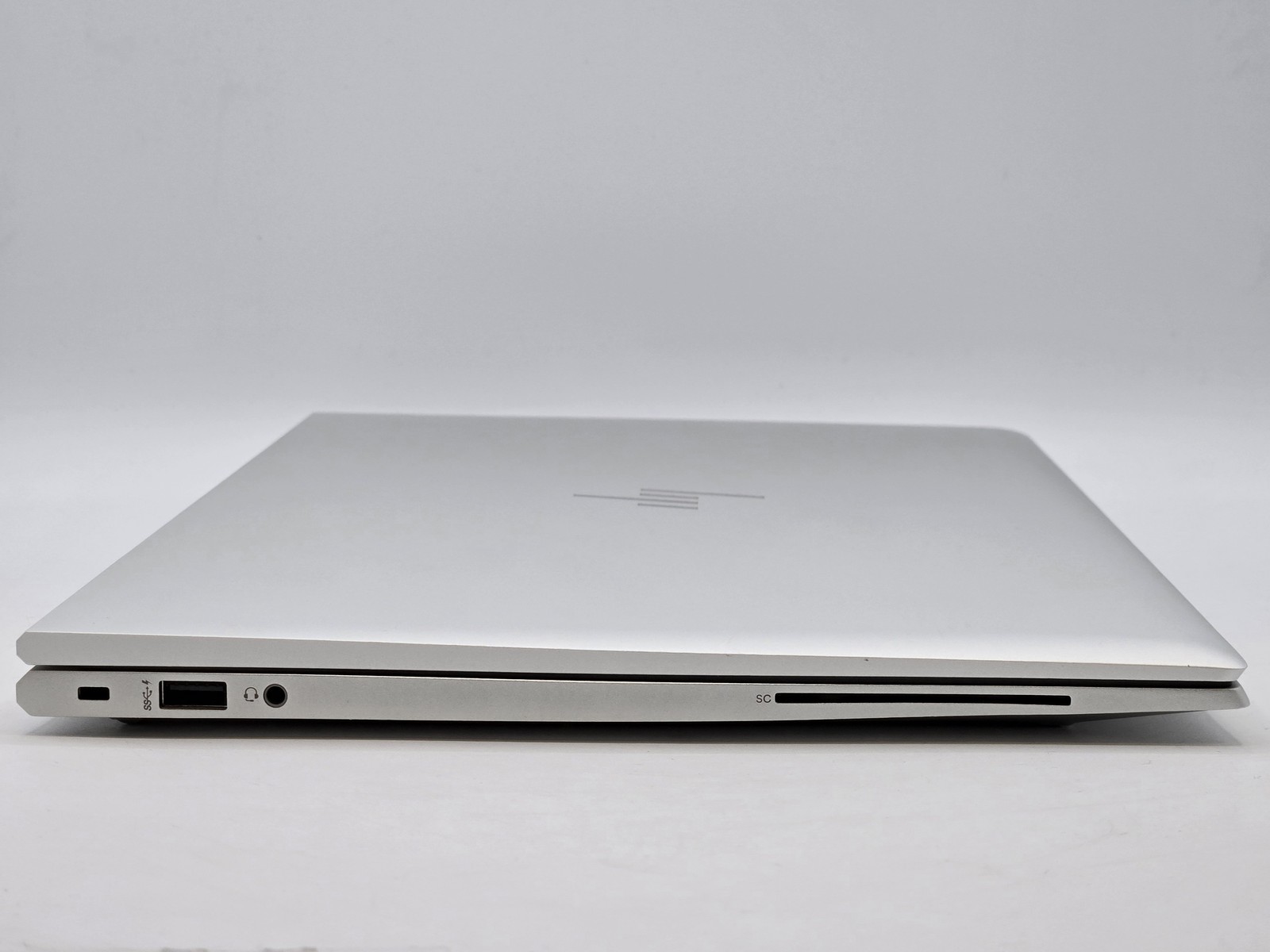 HP EliteBook 855 G8 15″ FHD Touch RYZEN 7 PRO 5850U 512GB 16GB W11P AMD Backlit