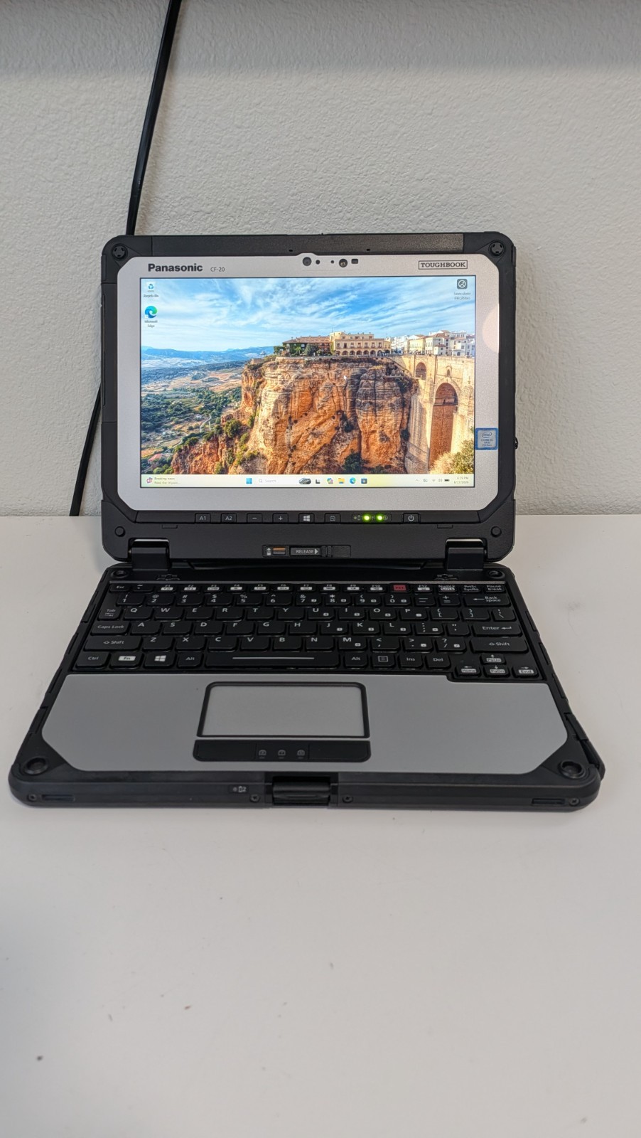 Panasonic Toughbook CF-20 Intel Core i5-7Y57 1.2GHz 8GB RAM 256GB SSD Win11 Pro
