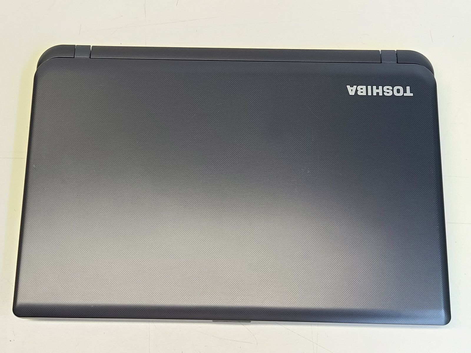 Toshiba Satellite C50D 15.6″ AMD A4-6210 + 4GB + 500GB Windows 8.1 TESTED