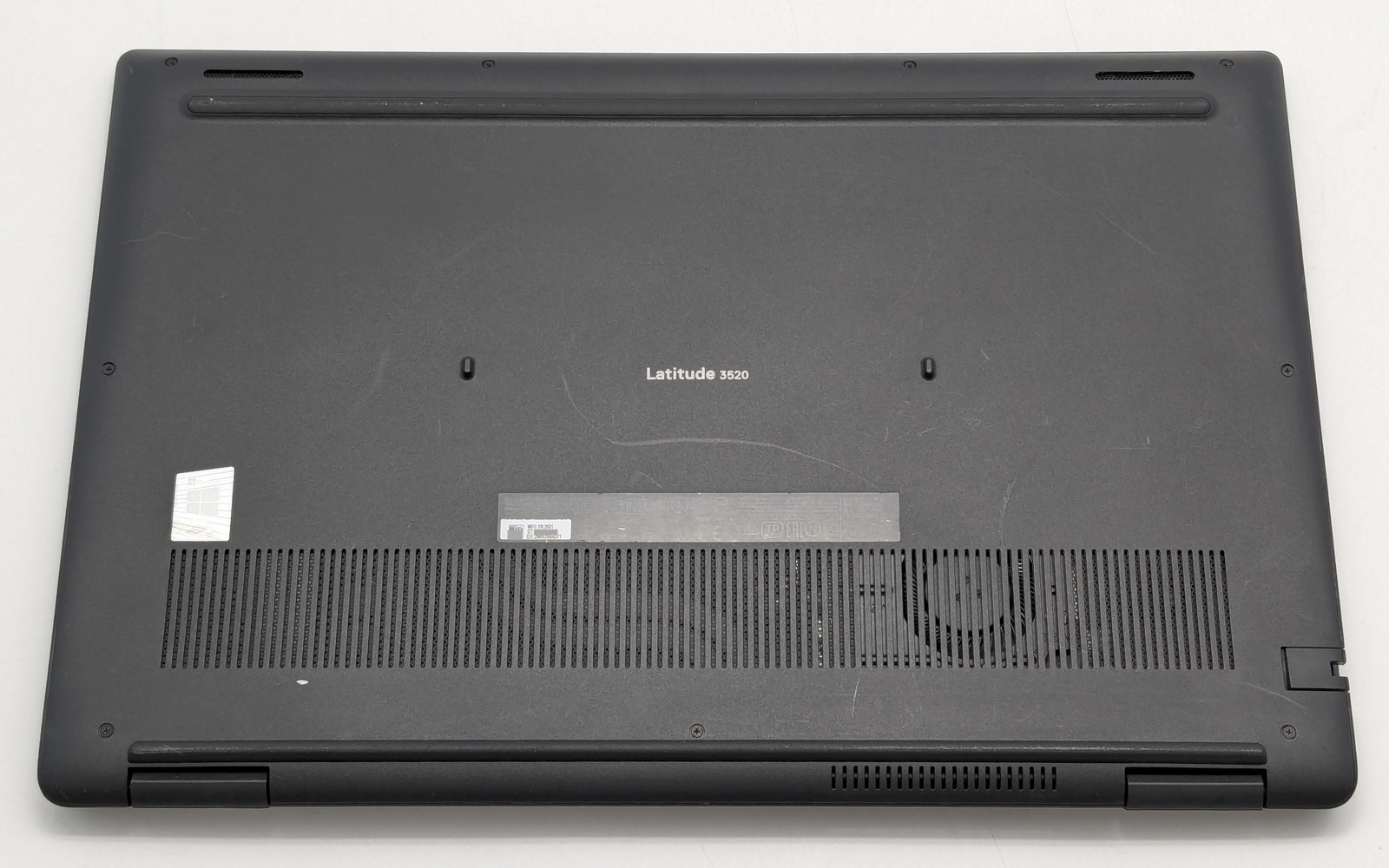 Dell Latitude 3520 15.6″ i5-1145G7 16GB DDR4 512GB SSD Windows 11 Home