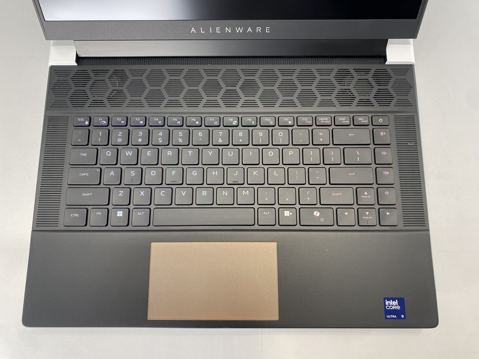 Dell Laptop Alienware X16 R2 16.3″ Intel Core Ultra 9 185H 2TB RTX 4090