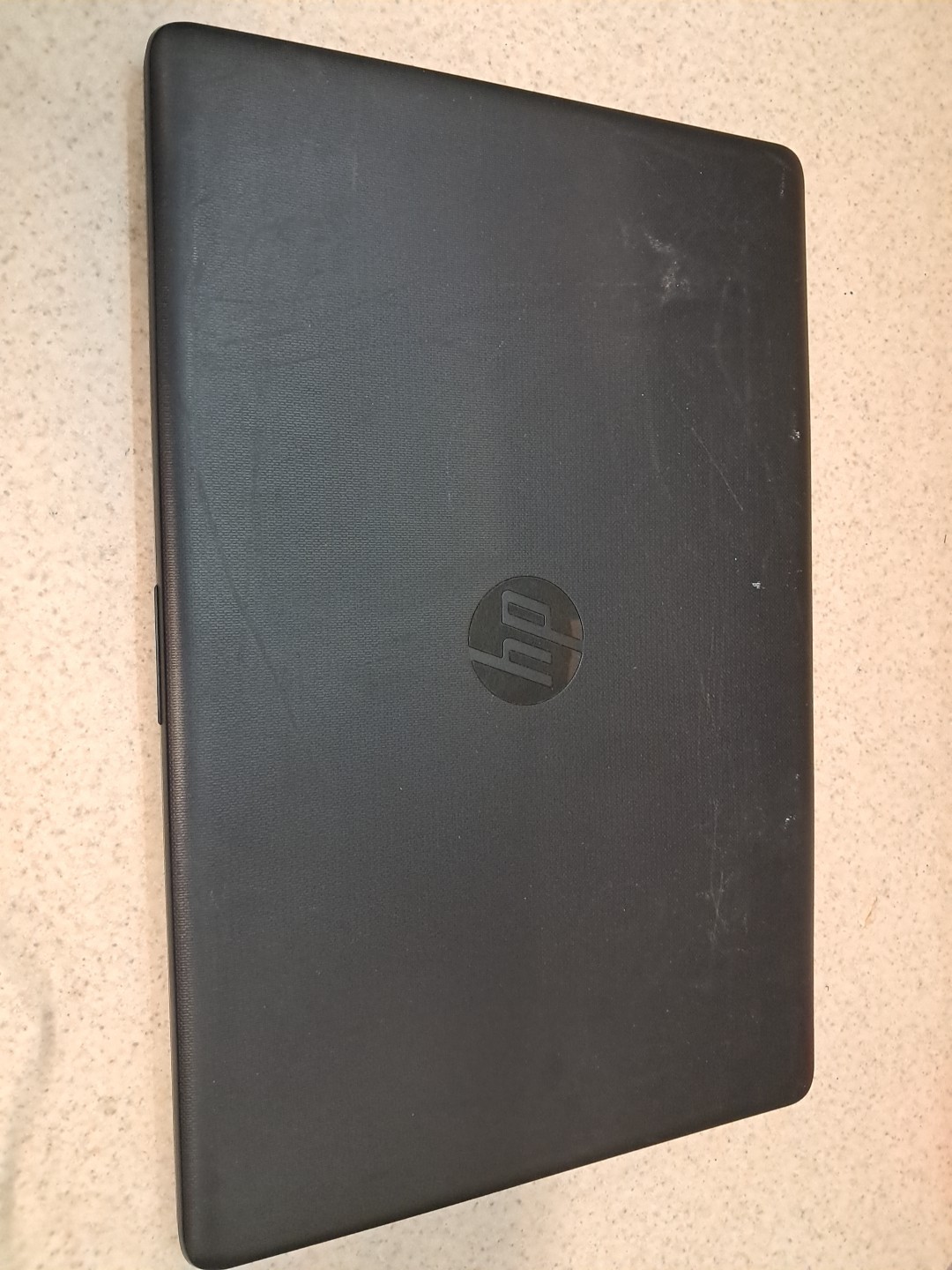 HP 15-db0011dx 15.6″ Laptop AMD A6-9225 4GB 1TB SSD
