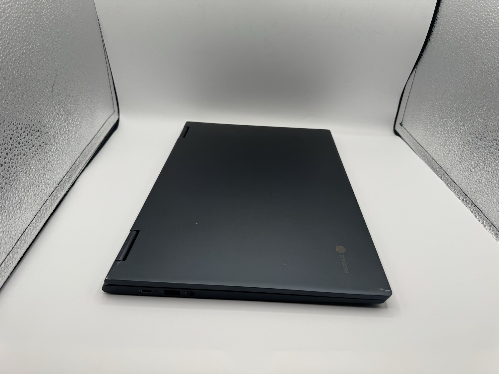 Lenovo N630 Yoga Chromebook Black with Intel Core I7 8th Gen