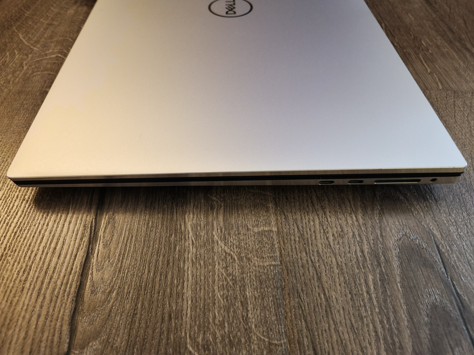 Dell XPS 9700 17 Intel Core i7-10750H 32GB RAM NVidia GeForce 3840 x 2400 Laptop