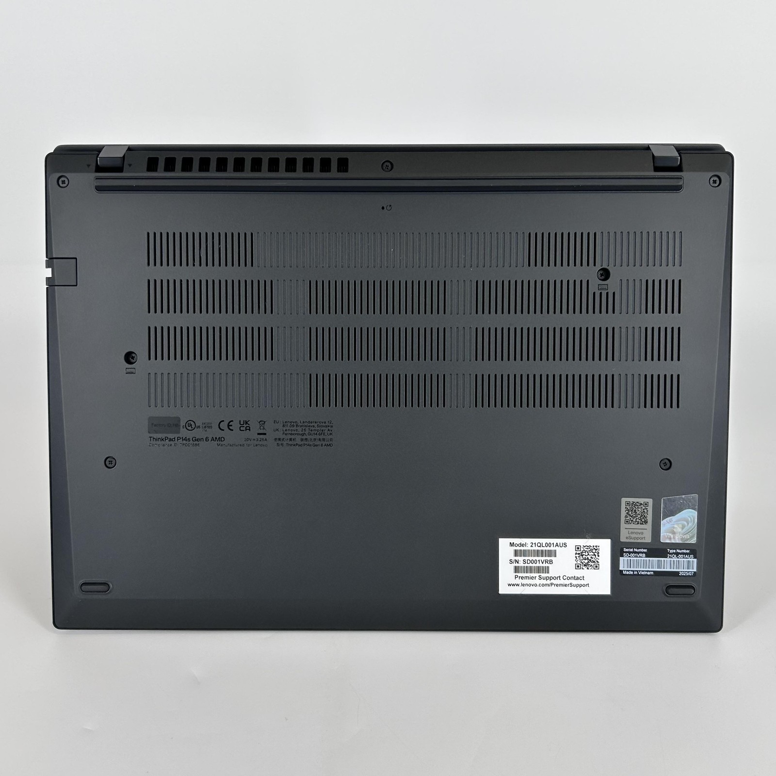 Lenovo ThinkPad P14s Gen 6 FHD+ TOUCH 2.0 GHz Ryzen AI 7 PRO 350 32GB 512GB SSD