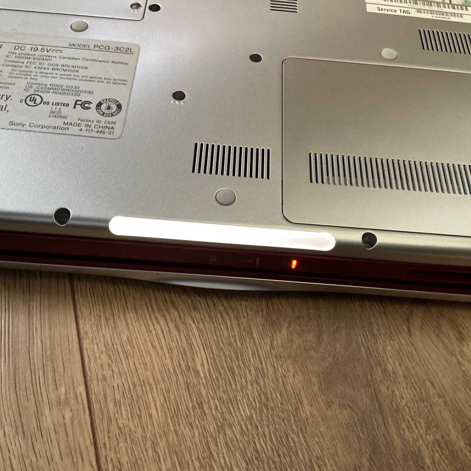 VTG SONY RED VAIO 15 INCH LAPTOP/ 14.1 INCH SCREEN W/NEW POWER CHARGER