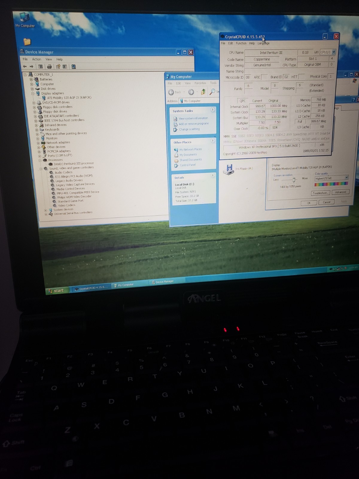 Very Rare Clevo Kapok 8500v Vintage Gaming Laptop P3 1ghz 768m AtiRage128 Winxp