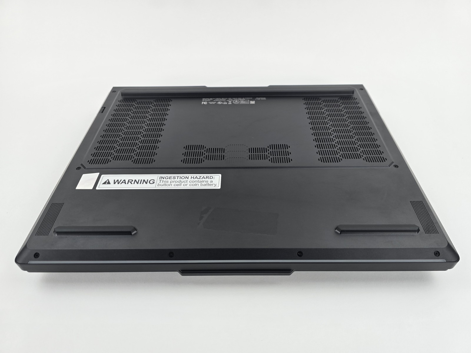 Lenovo Legion Pro 7i 16IAX10H 16″ 2.5K OLED Ultra 9 275HX 32GB 1TB RTX 5080 Good