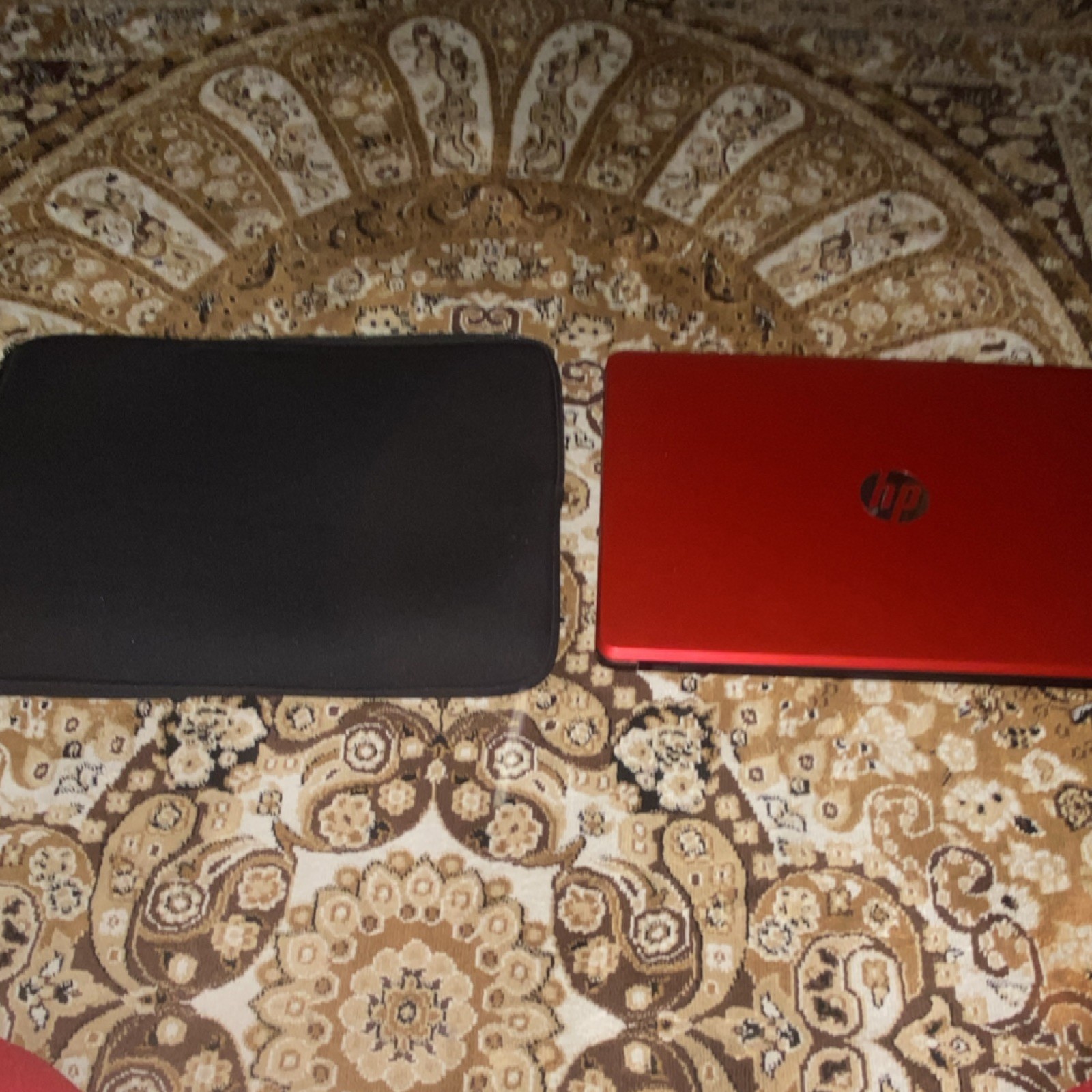 New HP “Scarlet Red” Computer 15.6 HD Pentium Silver With Black Sillicone Case.