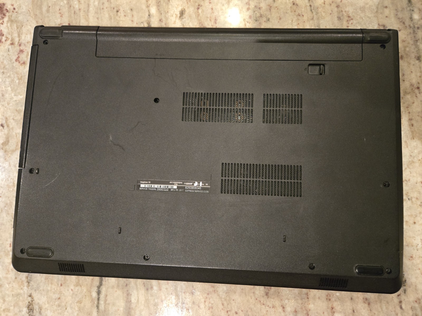 Dell Inspiron 15-3567 – i3-6006U 2.0Ghz – 8GB RAM – 1TB HDD – Win10 – DVD Player