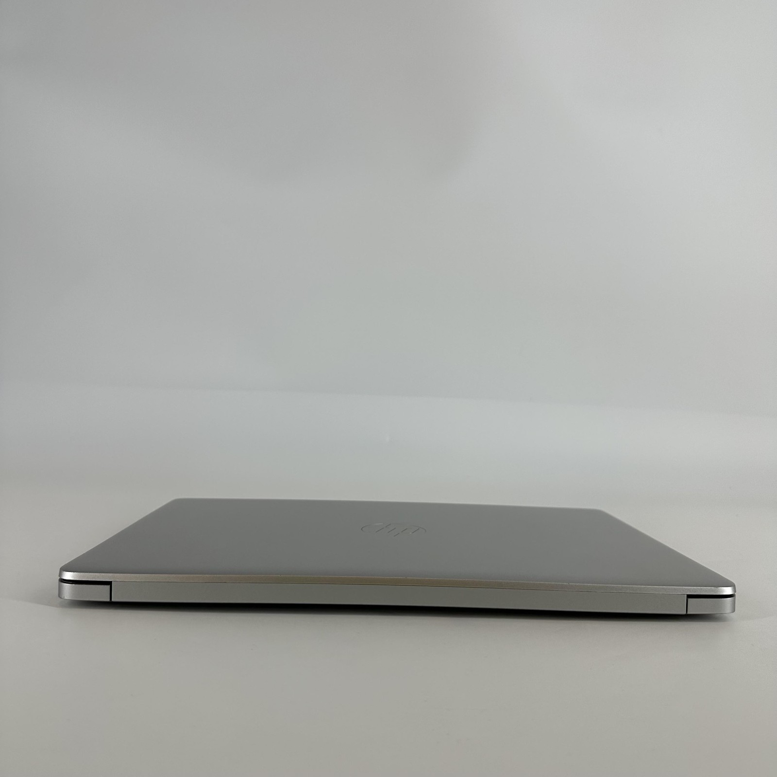 HP Notebook 15-dy1043dx Silver HD TOUCH i5-1035G1 1.00GHz 12GB 256GB Very Good