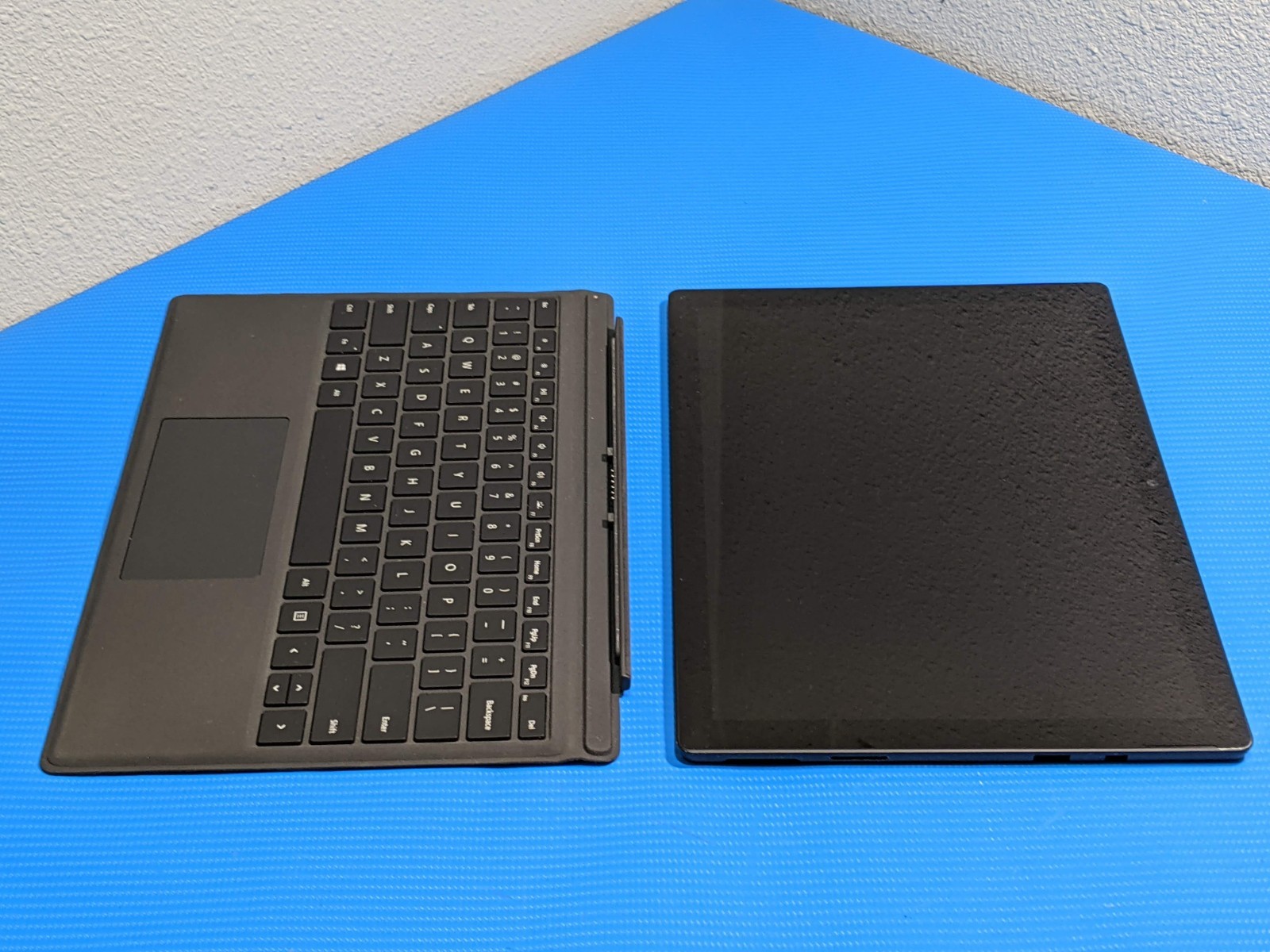 MS Surface Pro 6 1796 12.3″ 2736×1824 TOUCH i7-8650U 1.8GHz 16GB 512GB SSD AS-IS