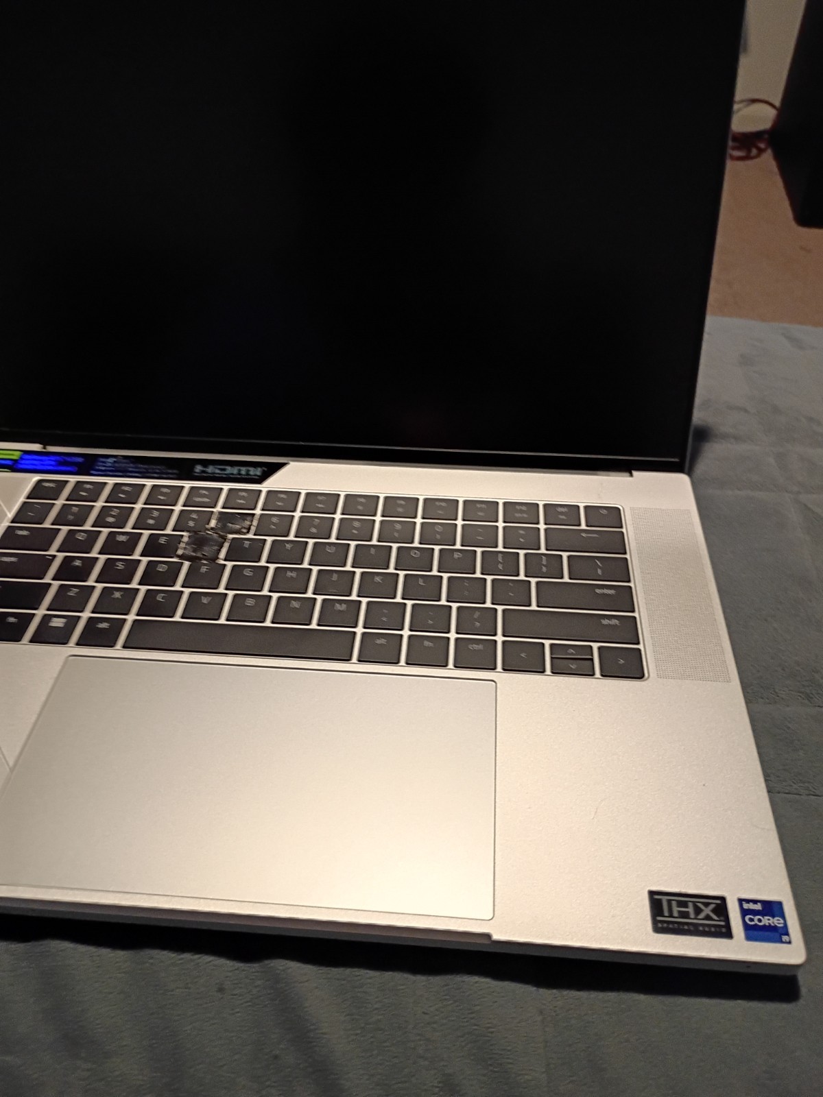 Razer Blade RZ09-0510TEM4-R3U1 16 16-inch Intel Core i9 i9-14900HX 32GB RAM 2TB