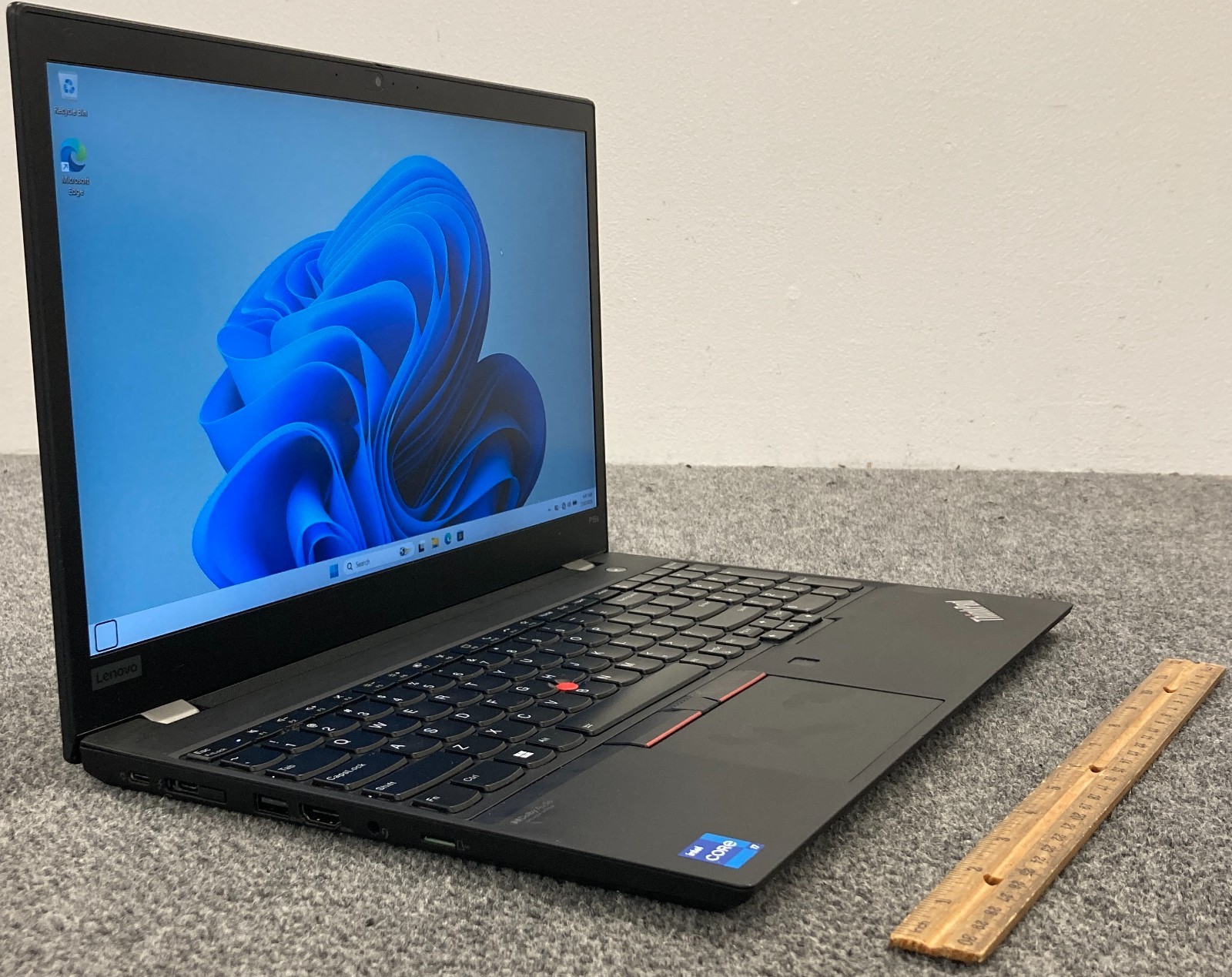 Lenovo ThinkPad P15s Gen 2i 15.6″ Laptop i7-1165G7 16GB RAM 256GB NVMe, As Is