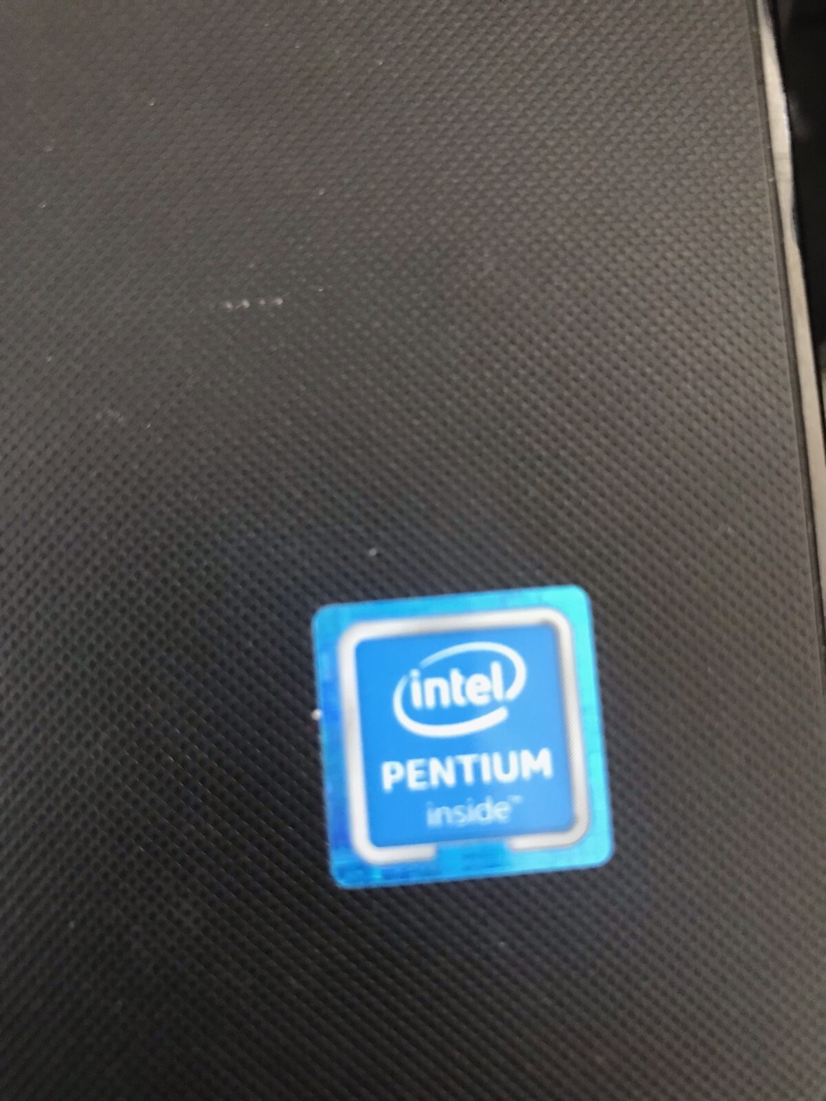 Dell Inspiron 15-3552 Intel Pentium N3710 1.60GHz 8GB 500GB WITH CAMERA