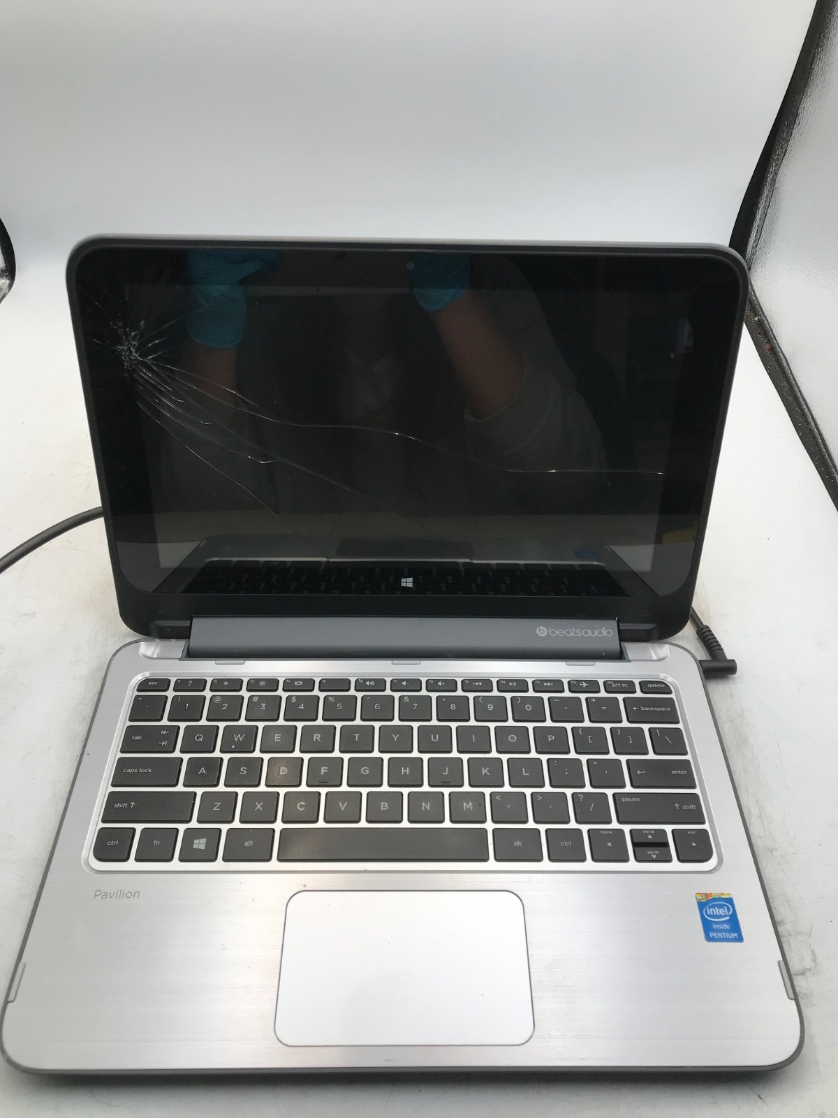 HP Pavilion X360 11-n010DX Intel Pentium 11″ -NO POWER/CRACKED DISPLAY-MZ