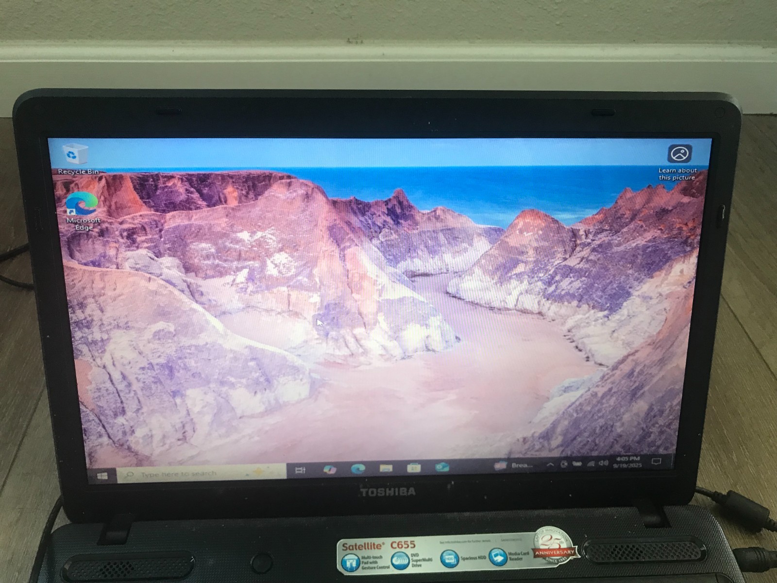Toshiba Satellite C655-S5049 15.6″ Intel Celeron 900 2.20GHz 2GB RAM 250GB HDD