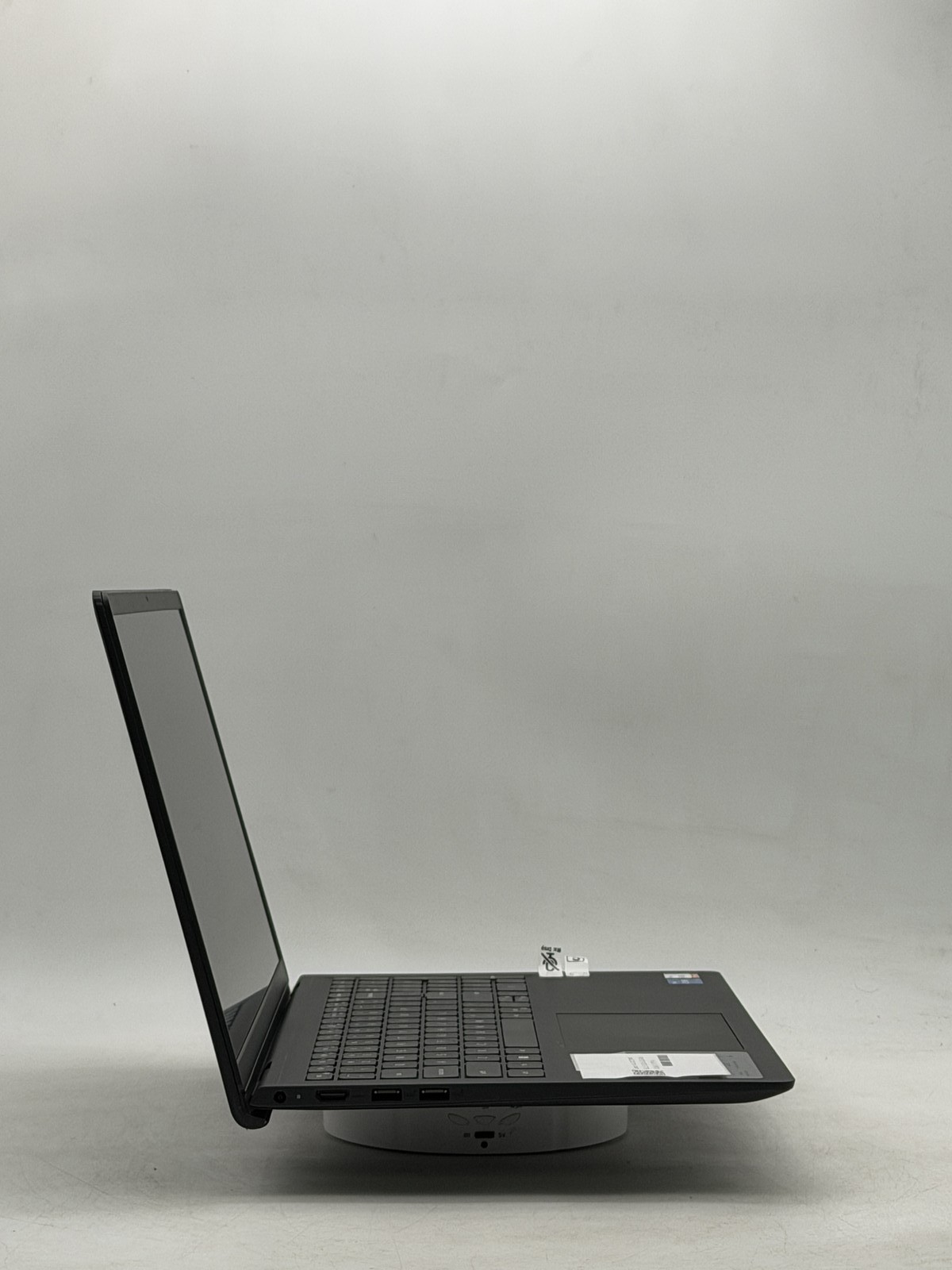Dell Inspiron 15 3520 15.6″ i5-1235U 16GB 512GB |NO OS Read|