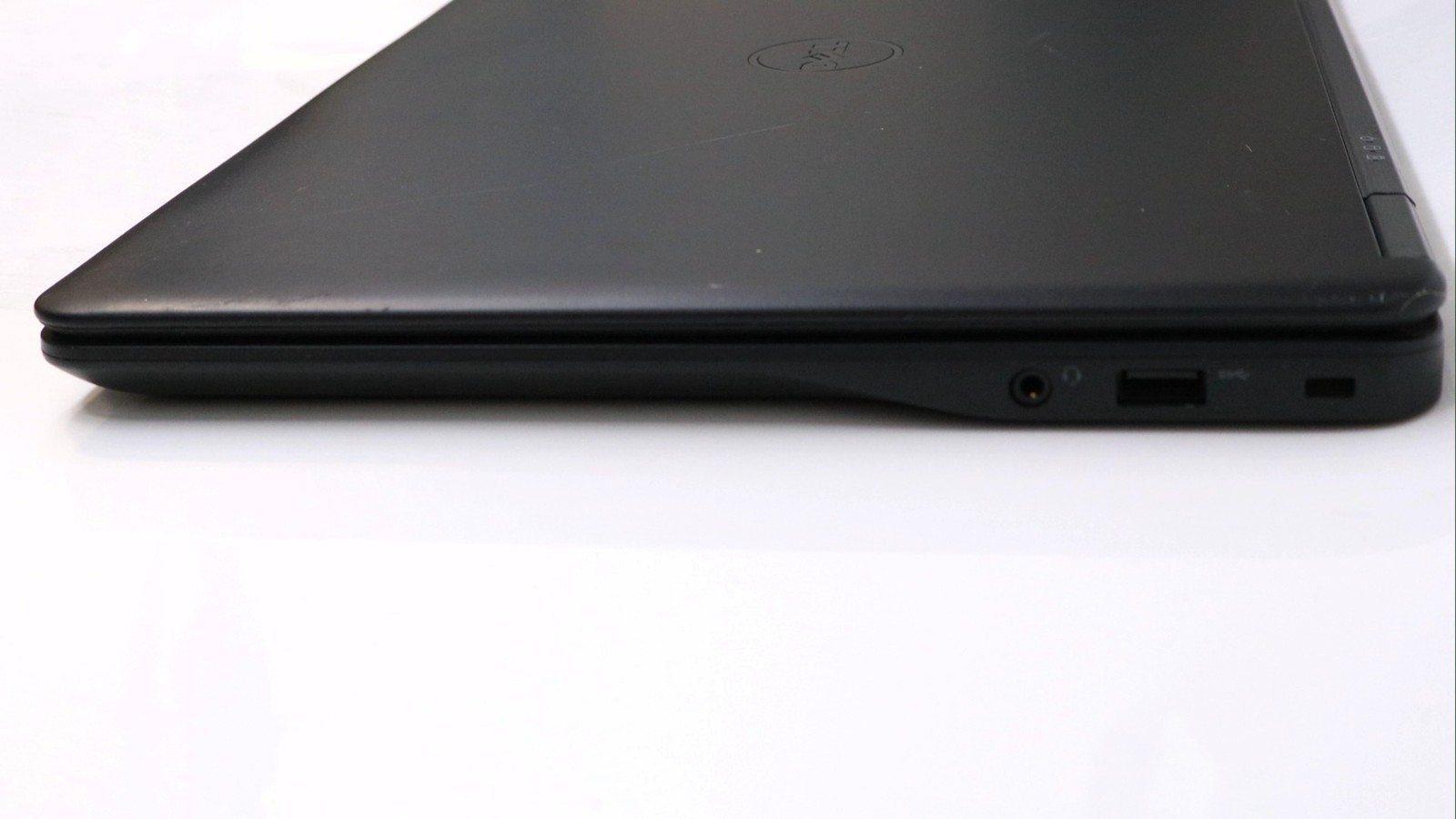 Dell Latitude E7450 14″ i5-5300u 8GB 256GB – Fair READ DESC