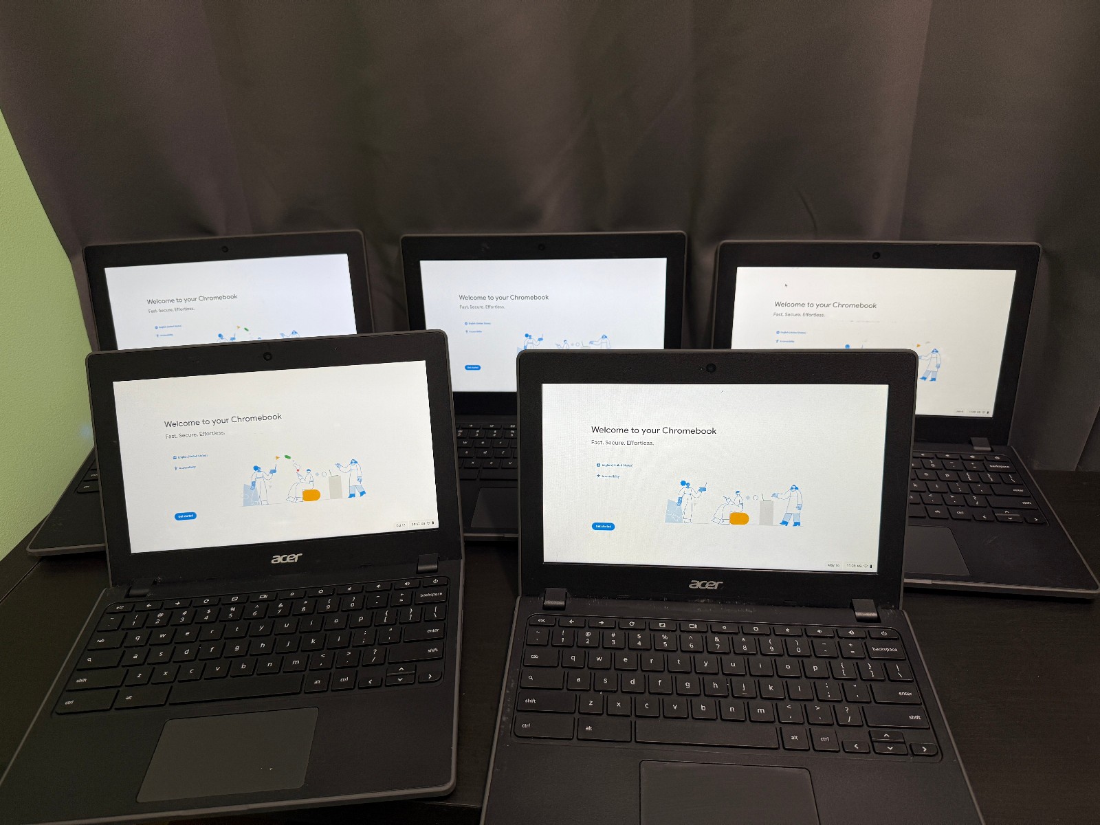 Lot of 5 Acer Chromebook 11 C771T-32GW (11.6″ Touch, Intel i3 6100U, 4GB, 32GB)