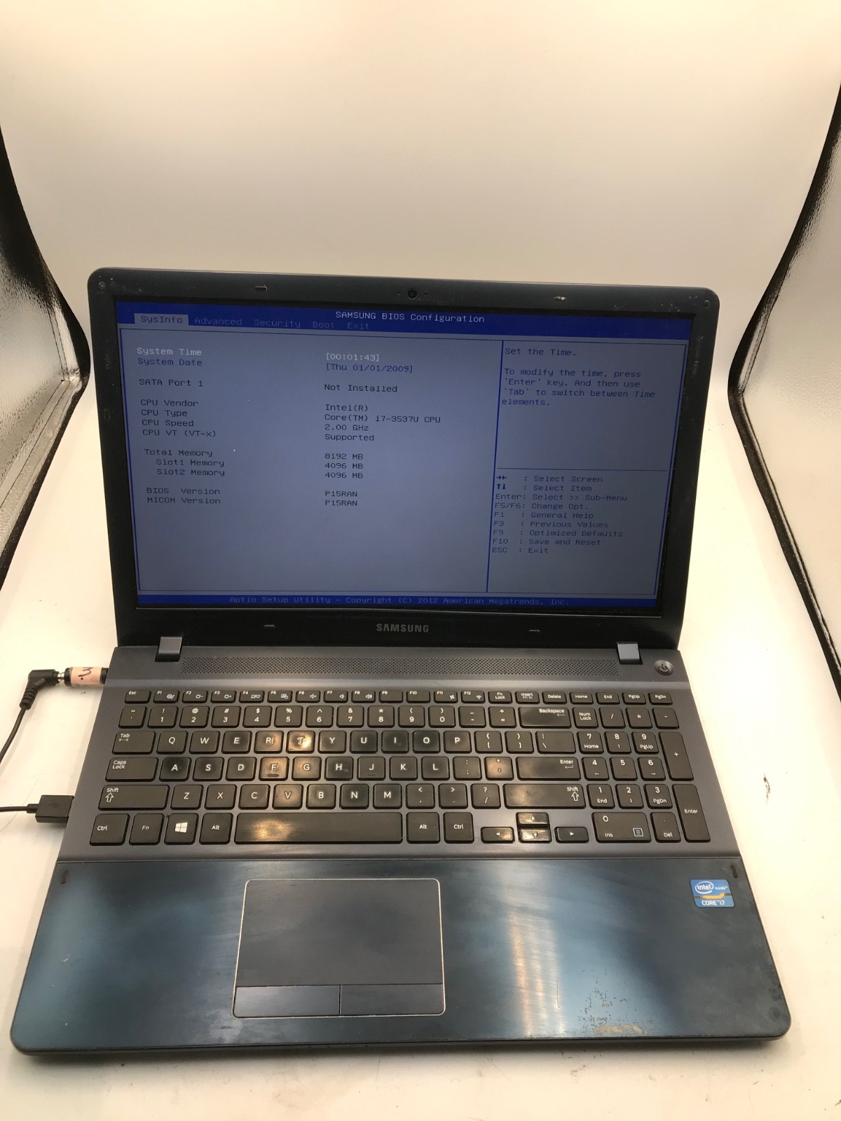 Samsung 470R Intel Core i7-3537U 2.0GHz 15″ Laptop – BROKEN HINGE/BAD KB -MZ
