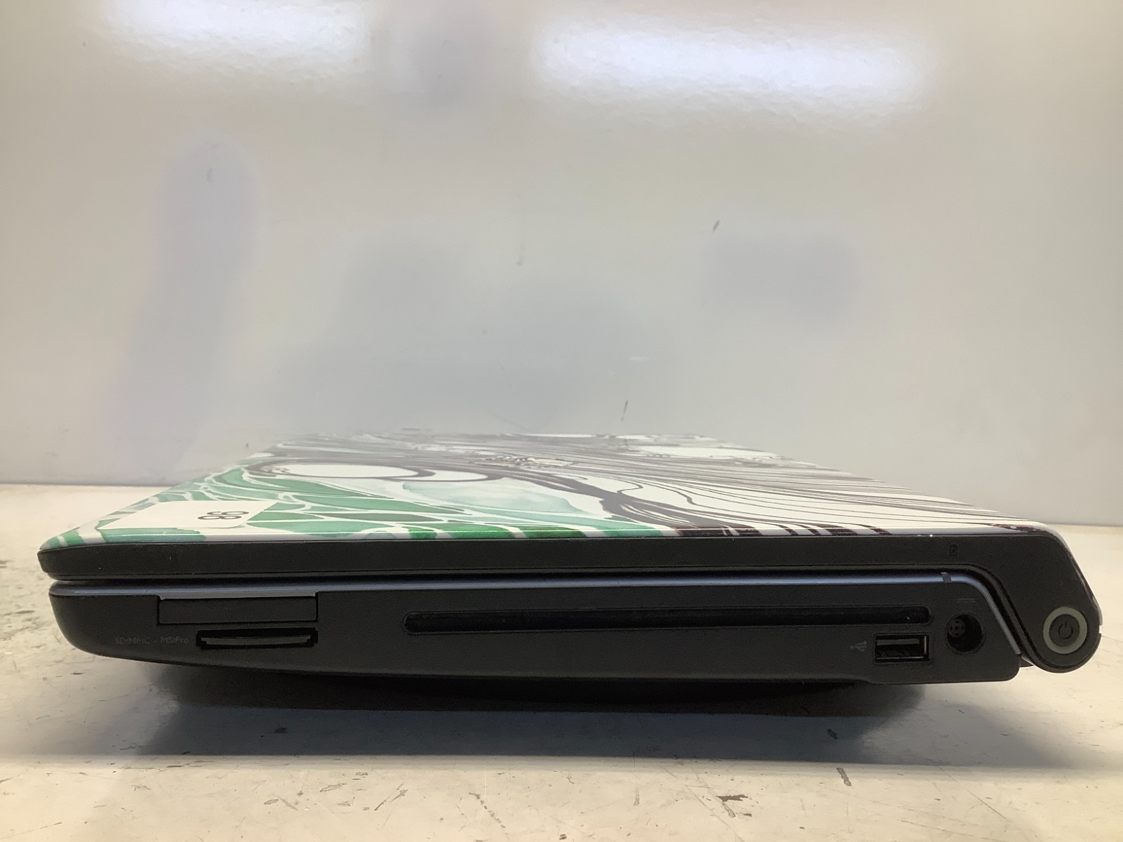 Dell Studio 1558 Intel i5-M520 2.4GHz 6 GB NO HDD