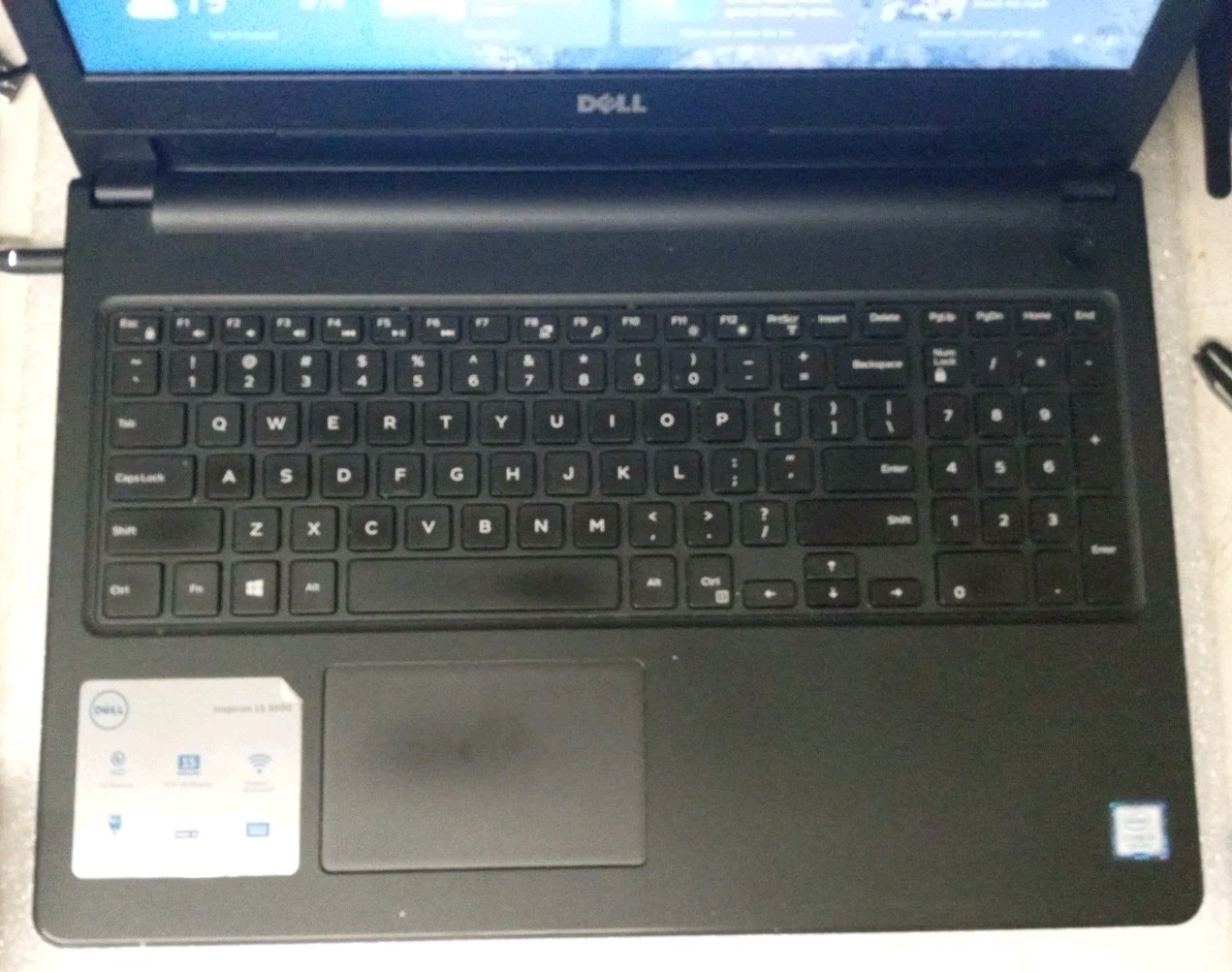 Dell Inspiron 15 3567 15.6″ Intel Core i3 7th Gen., 2.70GHz, 16GB, 256 GB