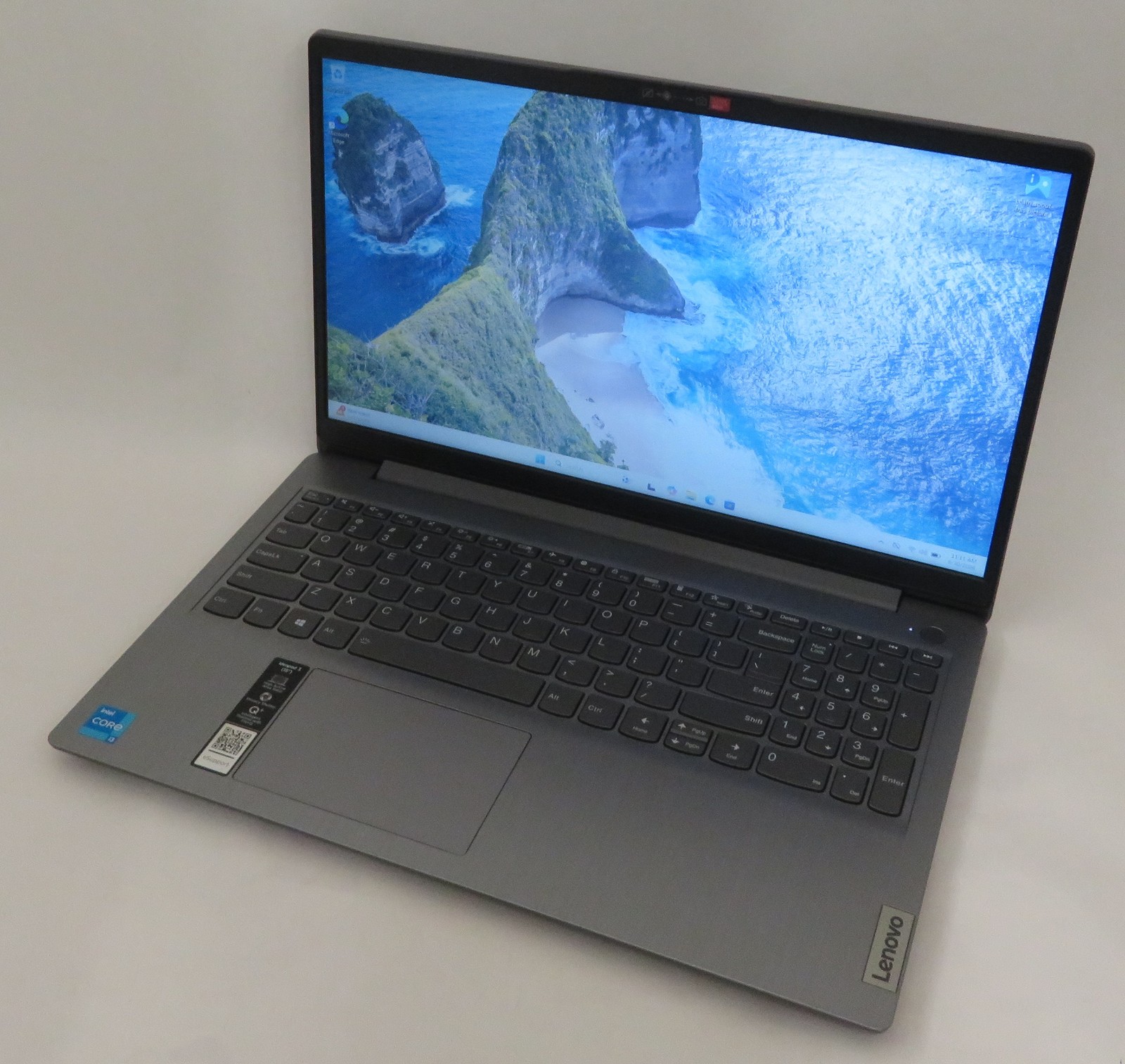 Lenovo IdeaPad 3 15.6in FHD 15ITL6 i3 1115G4 3.0GHz 8GB RAM 1TB Win11