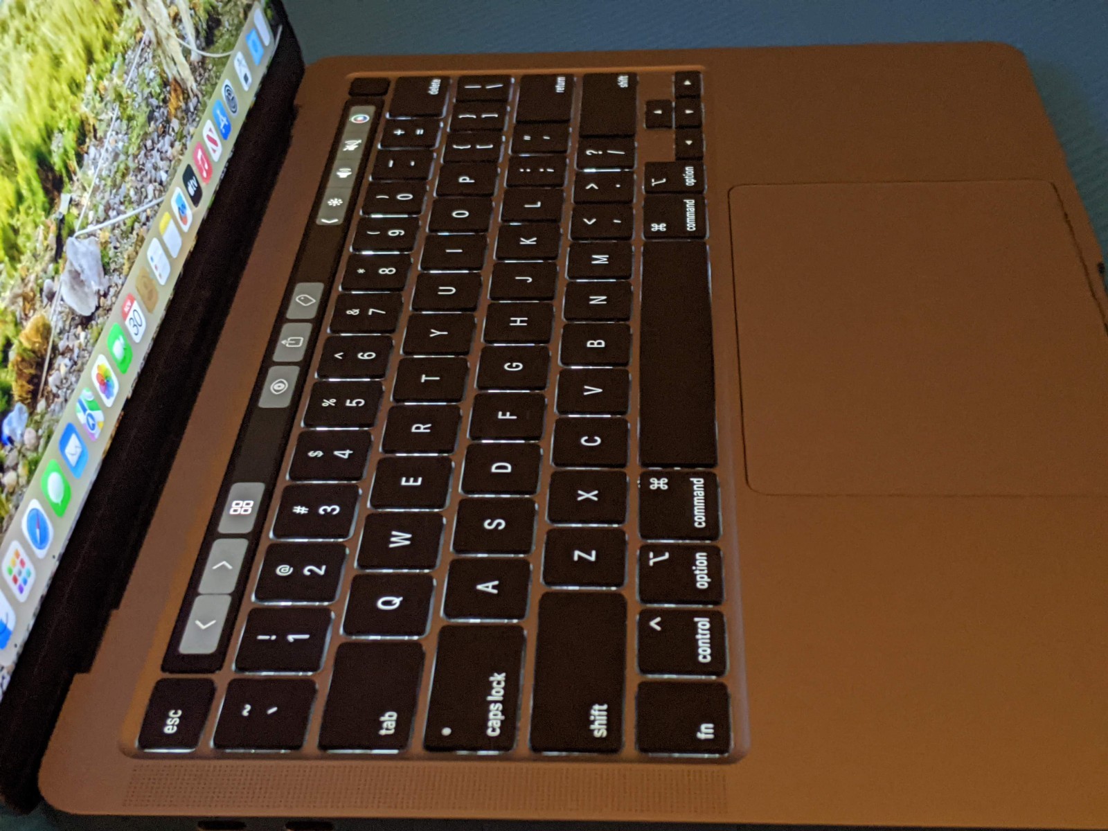 Apple MacBook Pro 13″ (2020) A2251 i5-1038NG7 2GHz 16GB 512GB SSD Sequoia +PA