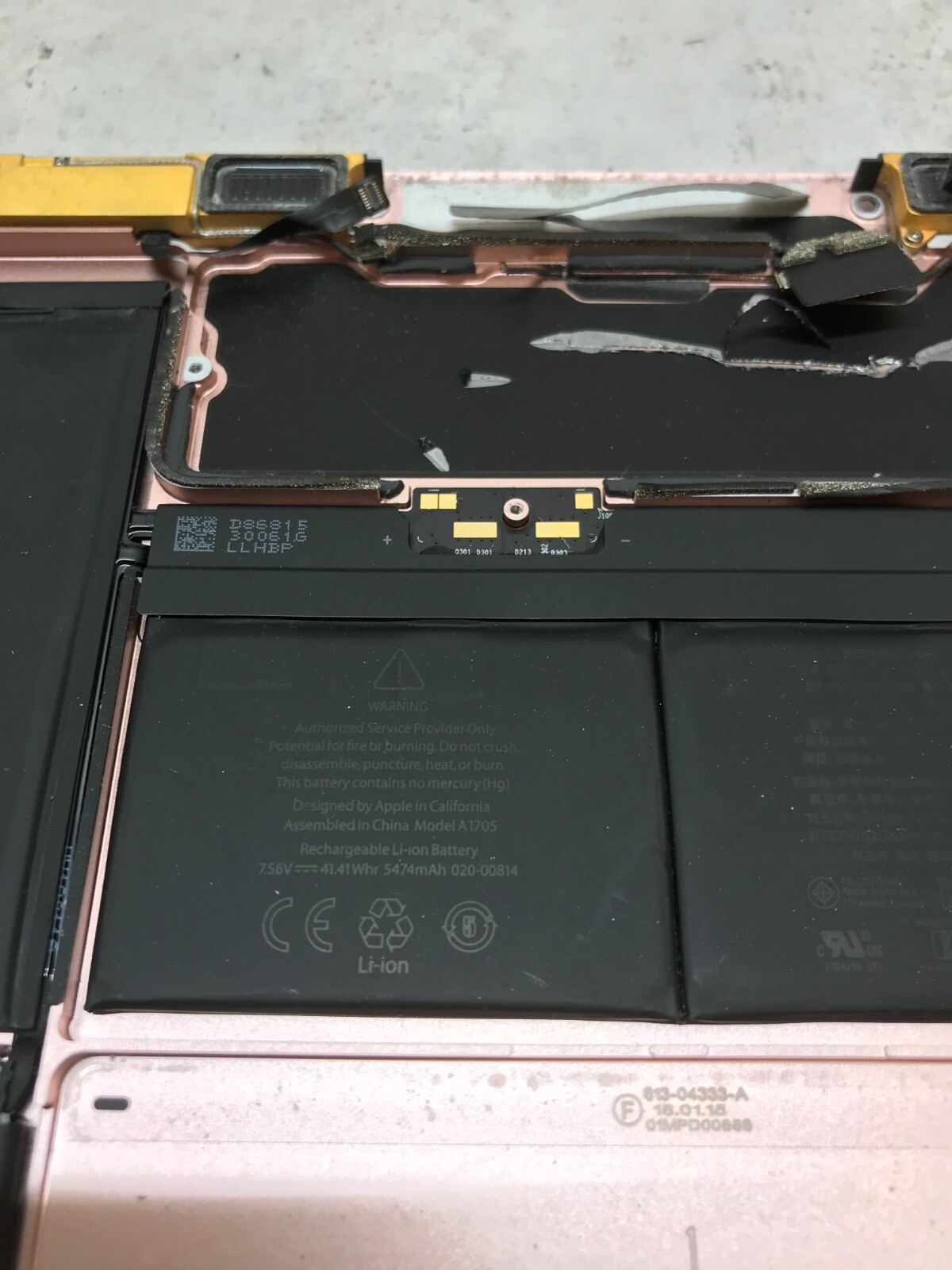 Apple MacBook 2015 A1534 Battery+Back Cover ONLY For Parts or Repair AS IS – DW