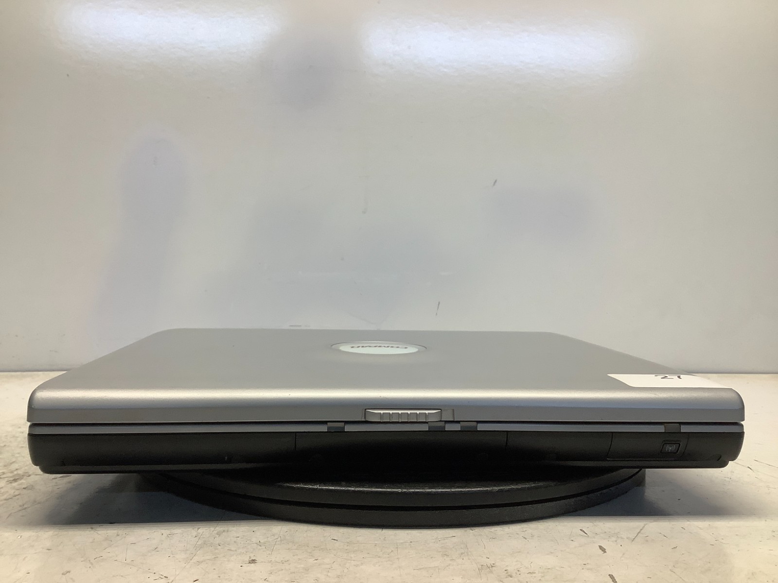 Compaq Presario 2100-2195US AMD Athlon XP-M 2500+ 1.87GHz 456 MB NO HDD