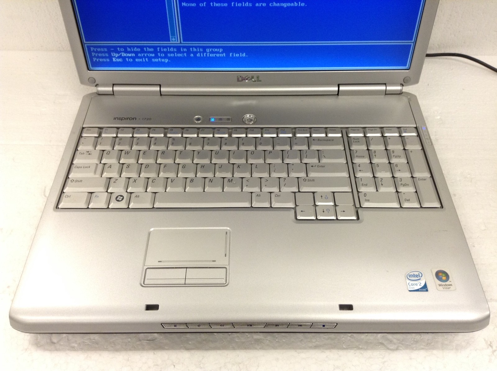 Dell Inspiron 1720 17″ Intel Core 2 Duo 2.0GHz Laptop w/2GB,DVD-RW, No HD, WORKS