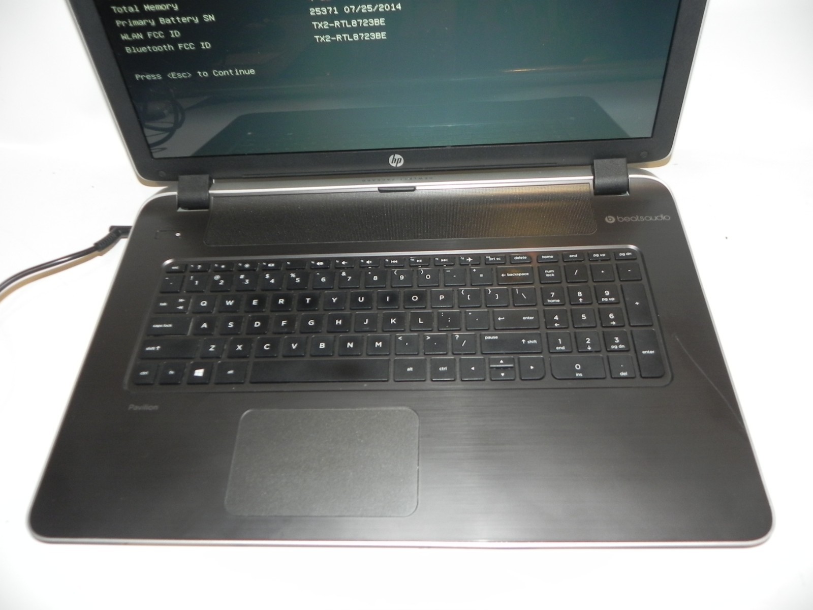 HP Pavilion 17 AMD A6-6310 1.6GHz 4GB RAM – FOR PARTS OR REPAIR –