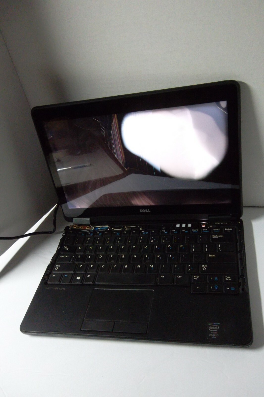 Dell Latitude E7240 Ultrabook 12.5″ Intel Core i7-4600U 2.1GHz 1080p Wi-Fi Touch